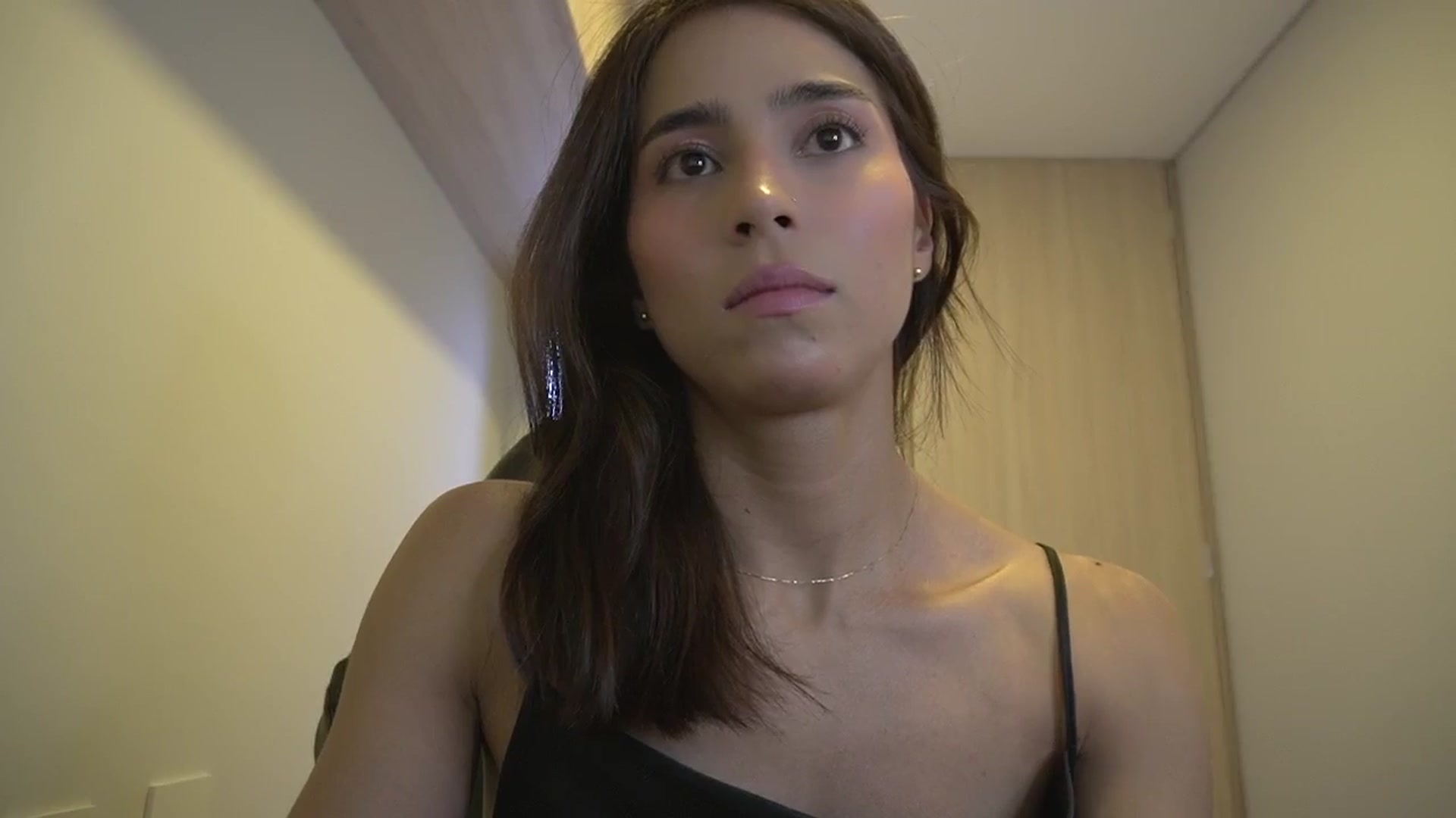 Gallery image thumbnail from Xialing's myfreecams stream on, 05/21/2025, 24:02 image 15 of 20