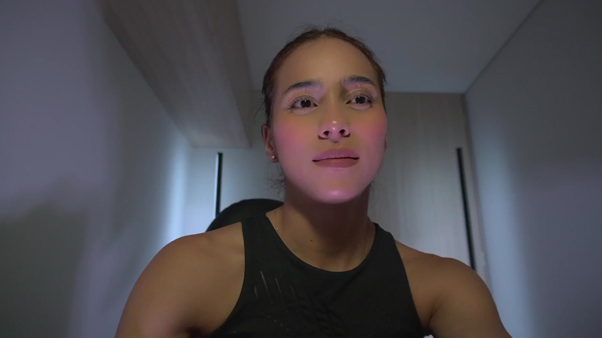 Gallery image thumbnail from Xialing's myfreecams stream on, 05/31/2025, 24:01 image 9 of 20
