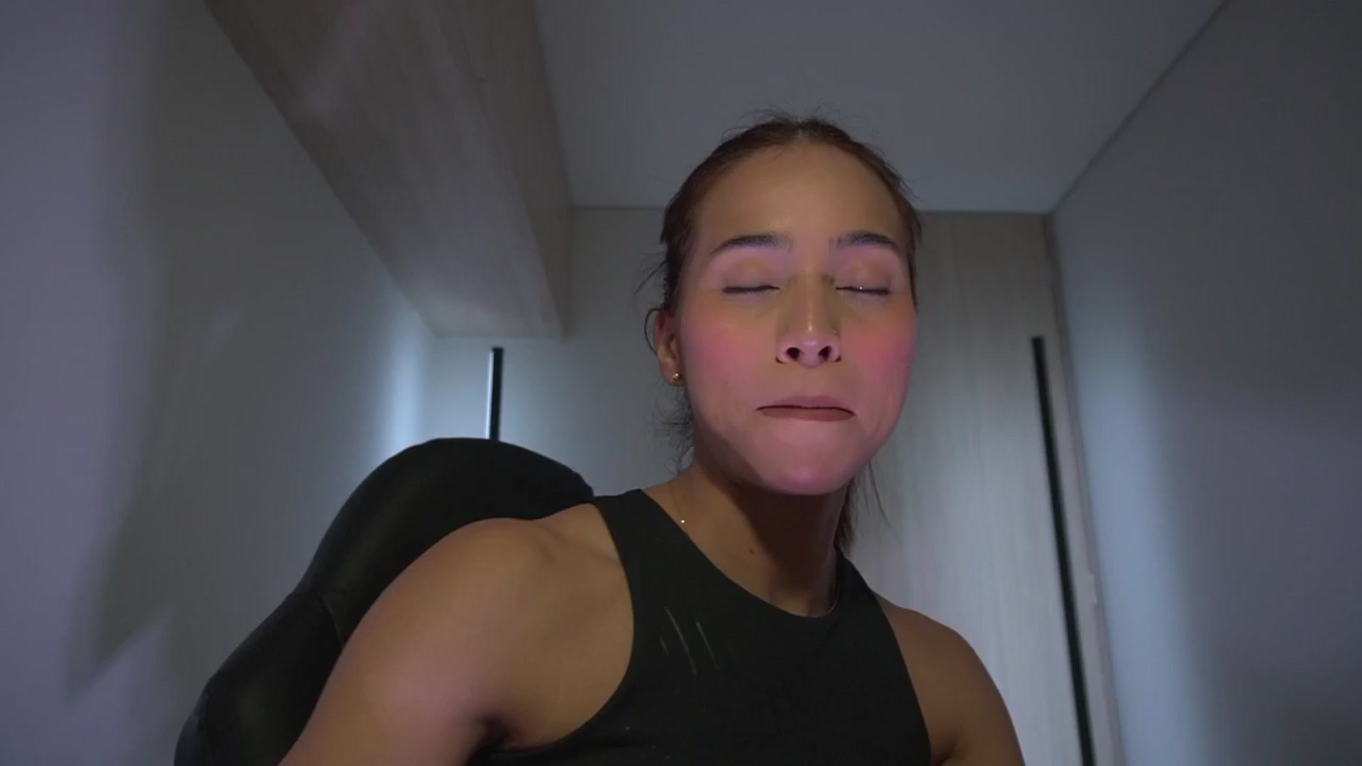 Gallery image thumbnail from Xialing's myfreecams stream on, 05/31/2025, 24:01 image 11 of 20