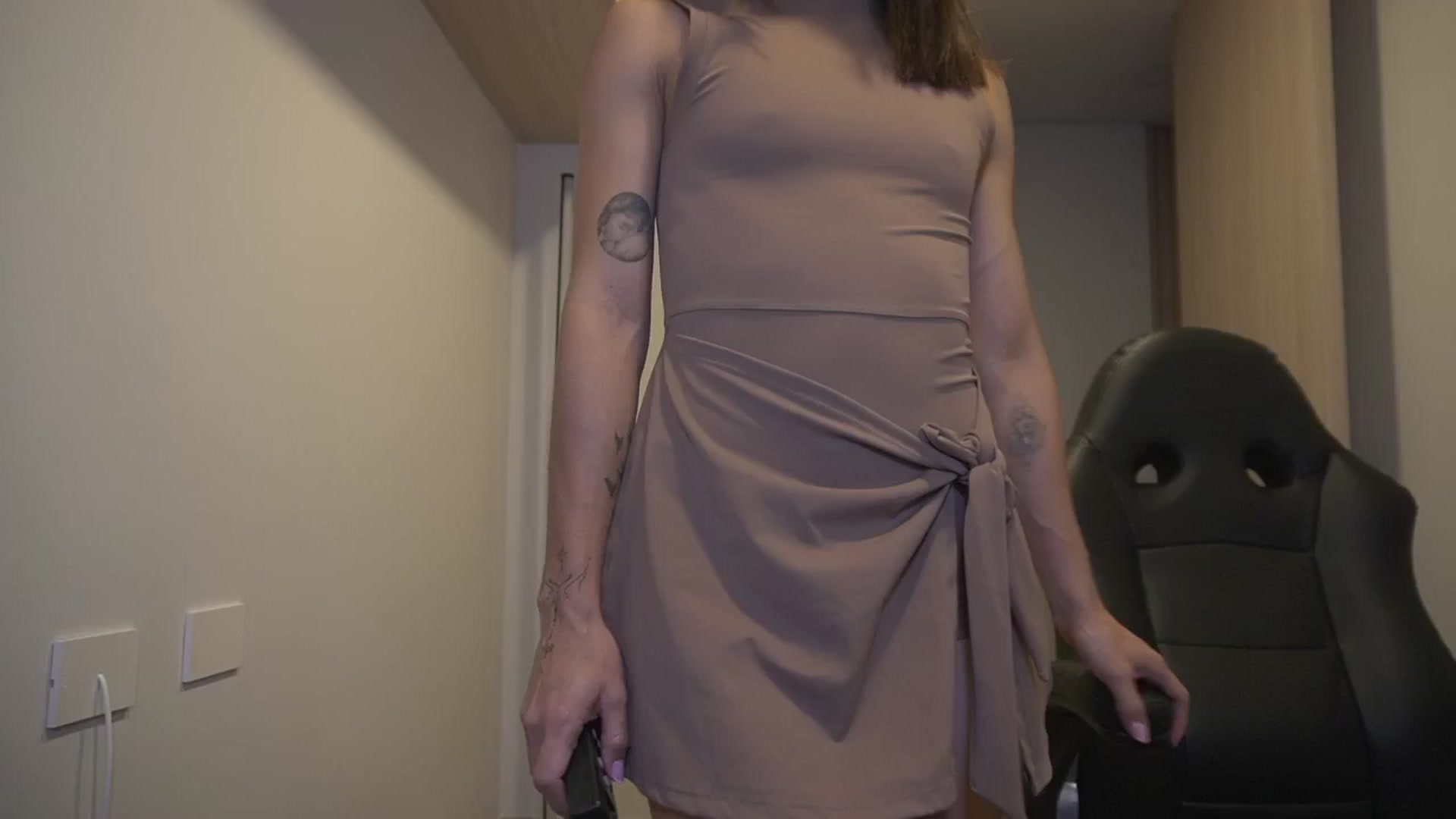 Gallery image thumbnail from Xialing's myfreecams stream on, 06/17/2025, 23:48 image 18 of 20