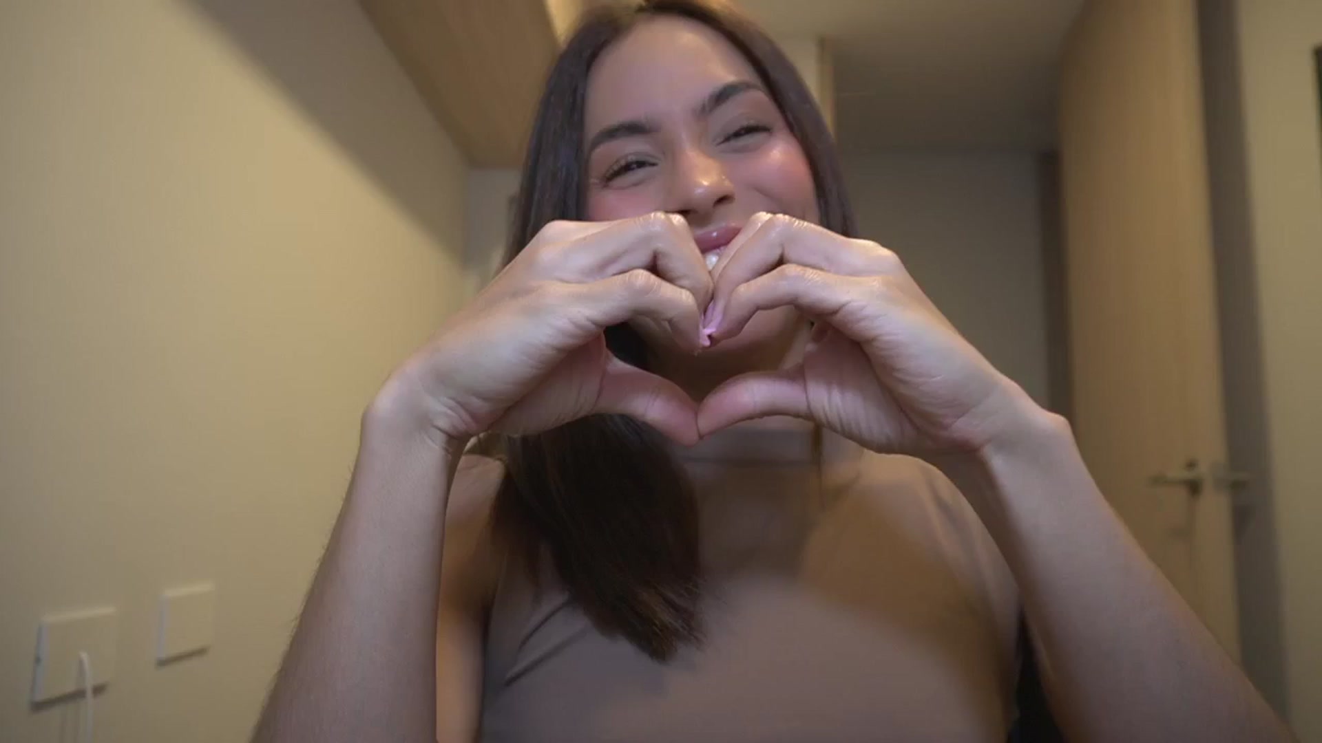 Gallery image thumbnail from Xialing's myfreecams stream on, 06/17/2025, 23:48 image 9 of 20