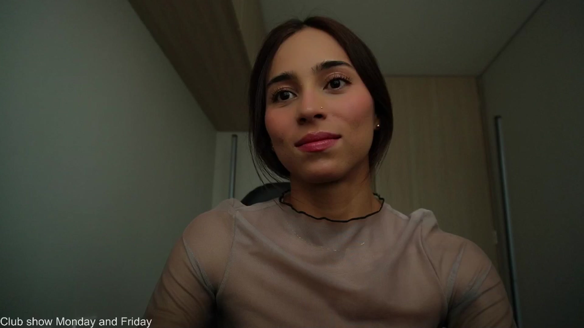 Gallery image thumbnail from Xialing's myfreecams stream on, 06/24/2025, 22:21 image 4 of 20