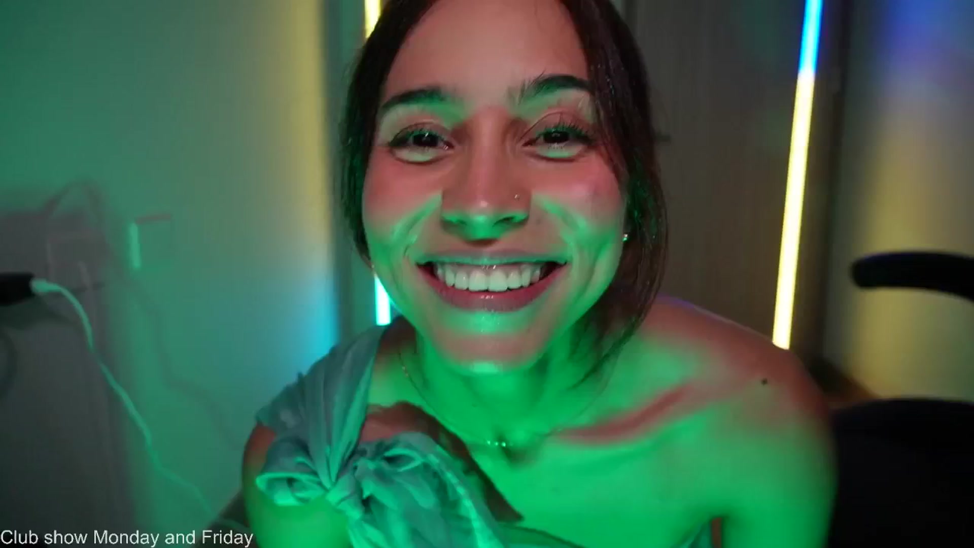 Gallery image thumbnail from Xialing's myfreecams stream on, 06/24/2025, 23:43 image 7 of 20