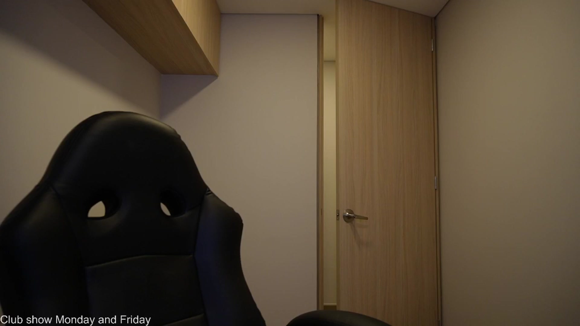 Gallery image thumbnail from Xialing's myfreecams stream on, 07/25/2025, 23:47 image 20 of 20