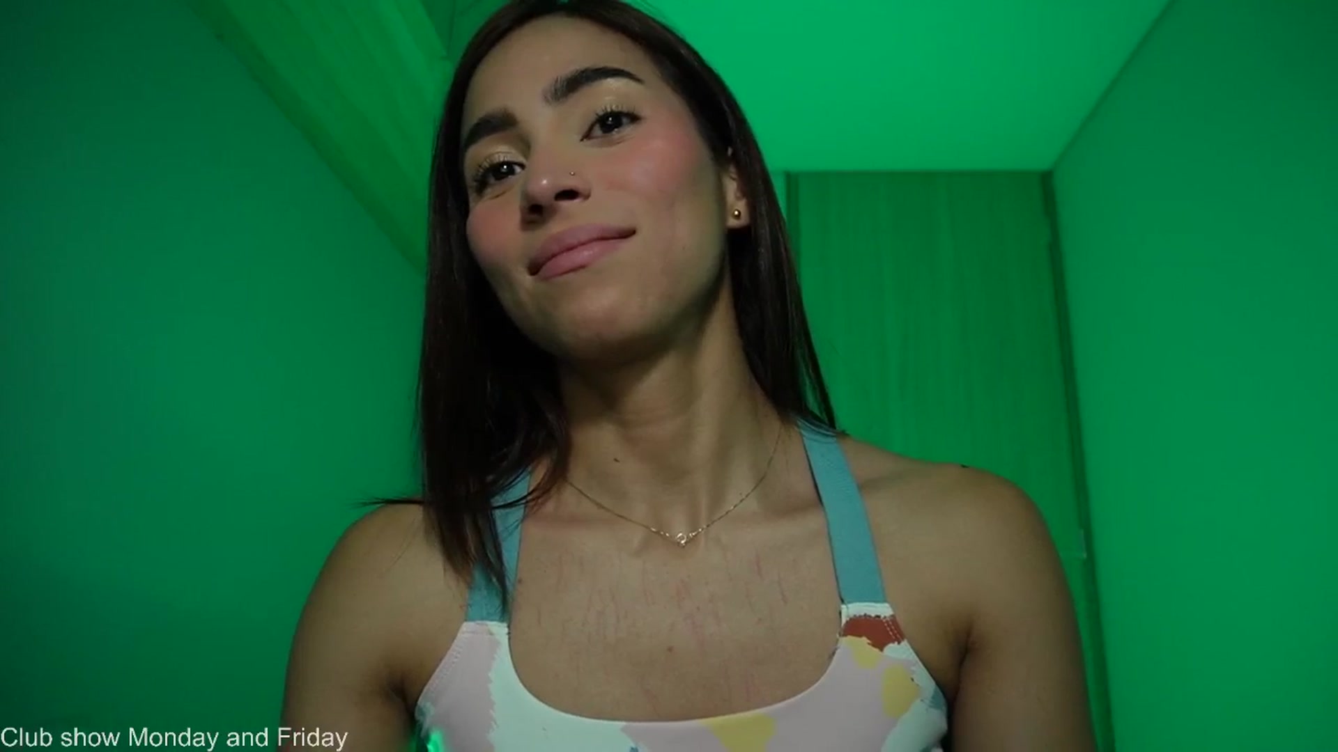 Gallery image thumbnail from Xialing's myfreecams stream on, 08/05/2025, 24:01 image 12 of 20
