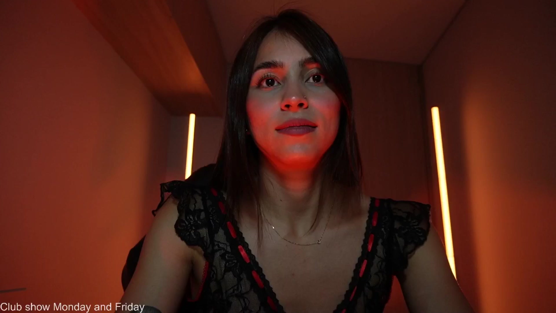 Gallery image thumbnail from Xialing's myfreecams stream on, 08/06/2025, 24:30 image 4 of 20