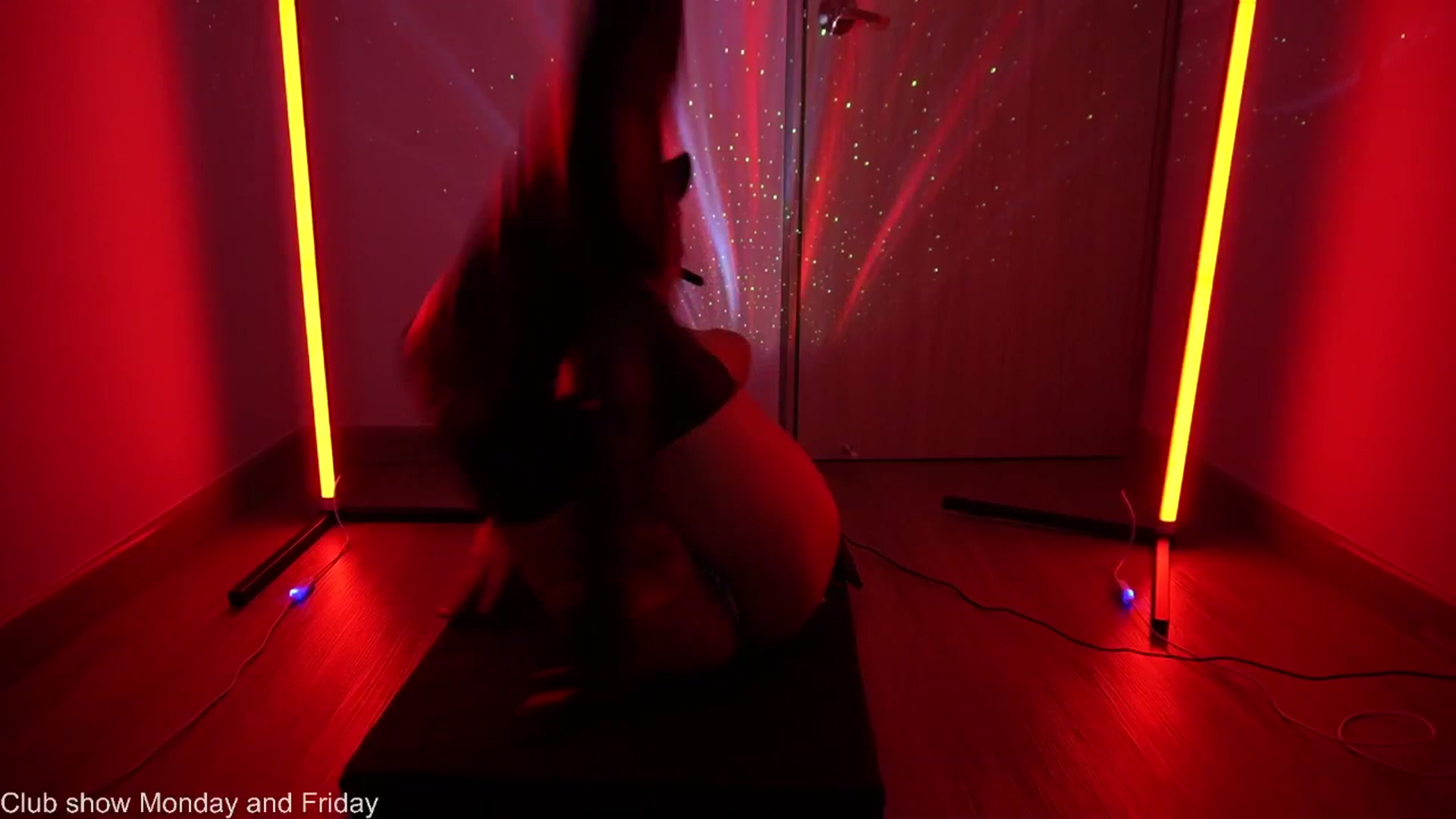 Gallery image thumbnail from Xialing's myfreecams stream on, 08/20/2025, 23:49 image 16 of 20