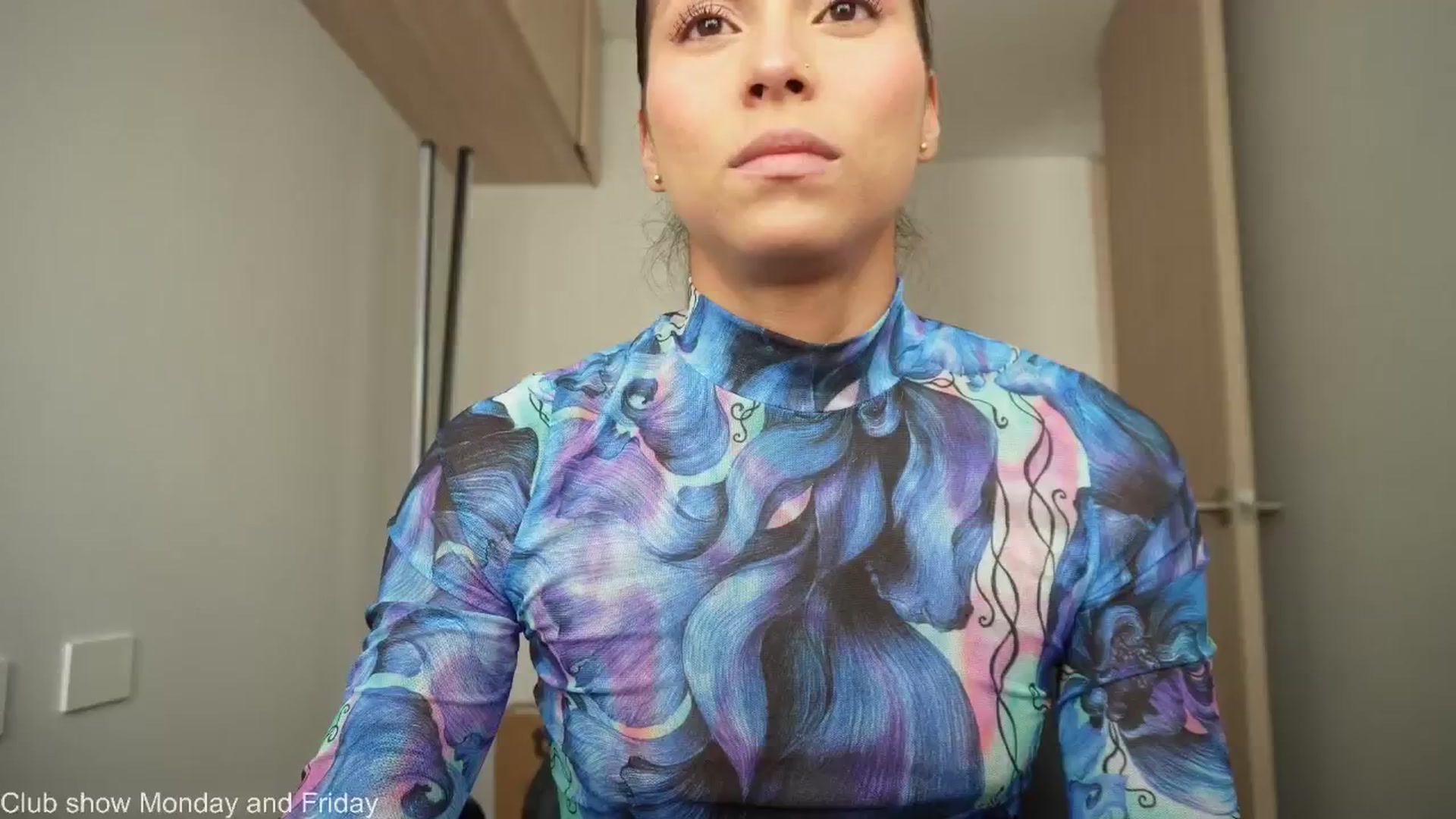 Gallery image thumbnail from Xialing's myfreecams stream on, 09/15/2025, 19:47 image 3 of 20