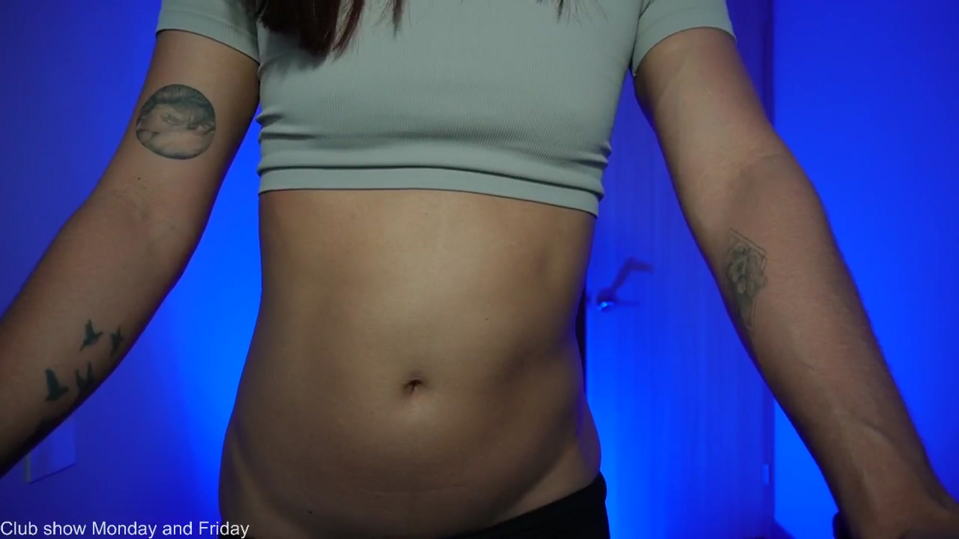 Gallery image thumbnail from Xialing's myfreecams stream on, 10/27/2025, 23:31 image 17 of 20
