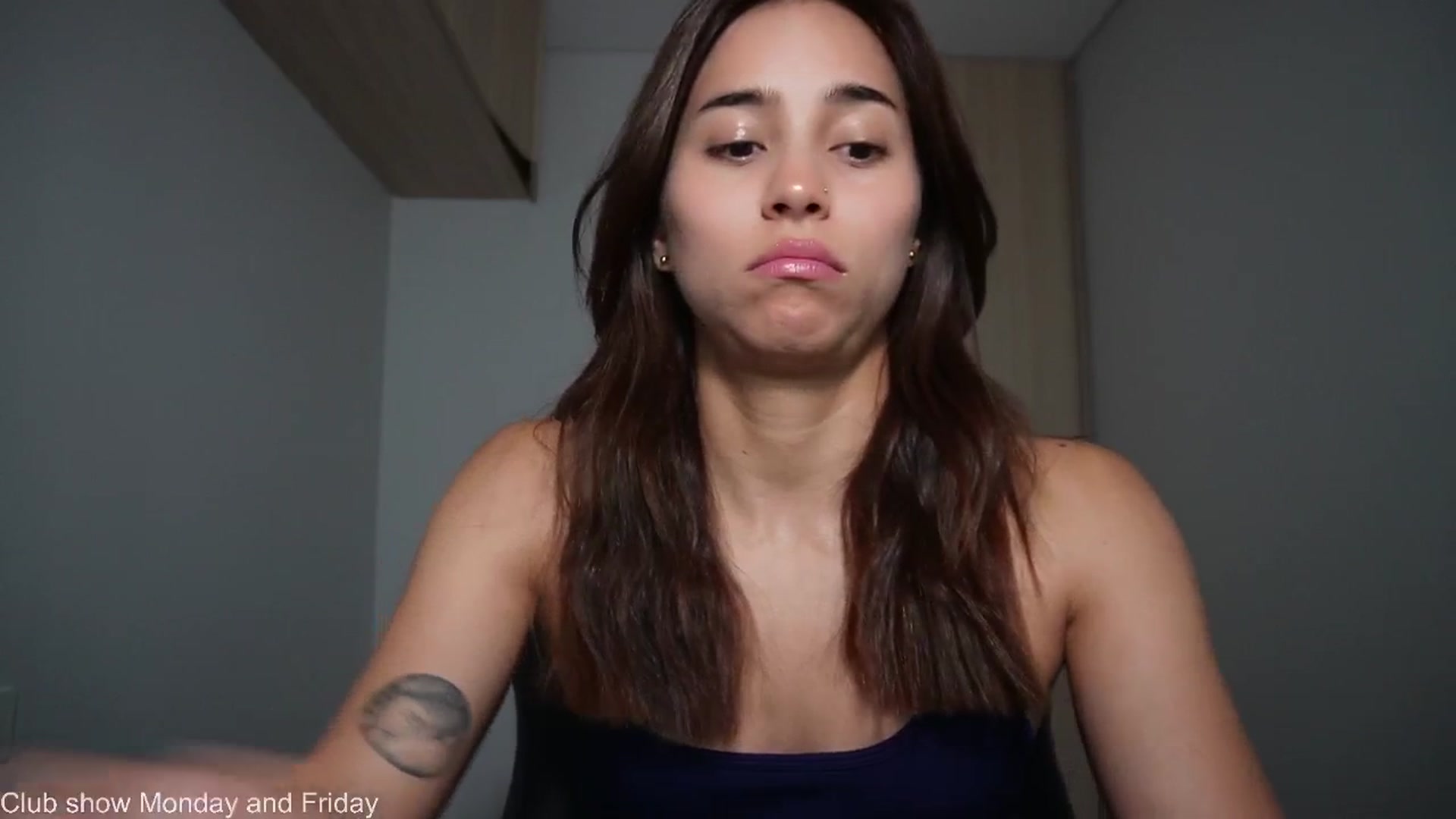 Gallery image thumbnail from Xialing's myfreecams stream on, 11/10/2025, 23:58 image 4 of 20