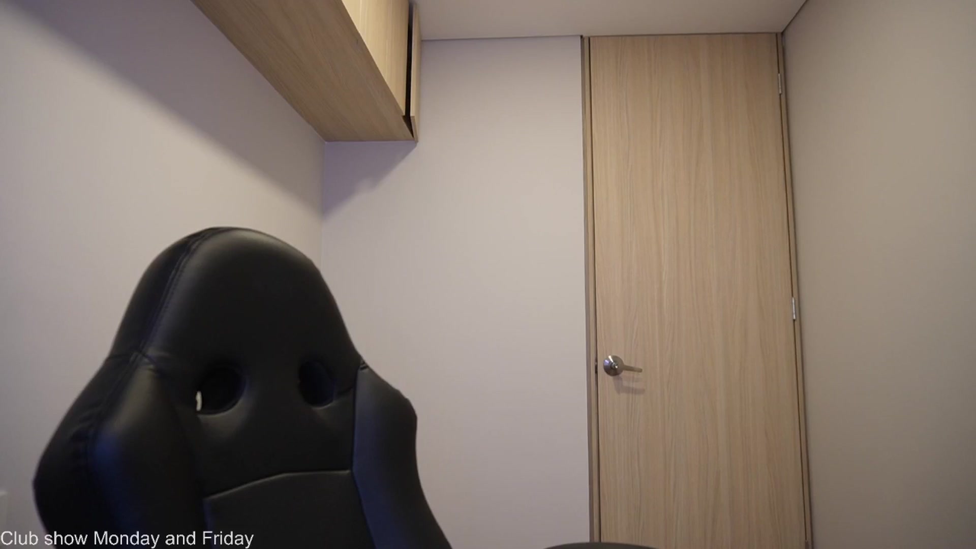 Gallery image thumbnail from Xialing's myfreecams stream on, 11/17/2025, 23:54 image 2 of 20