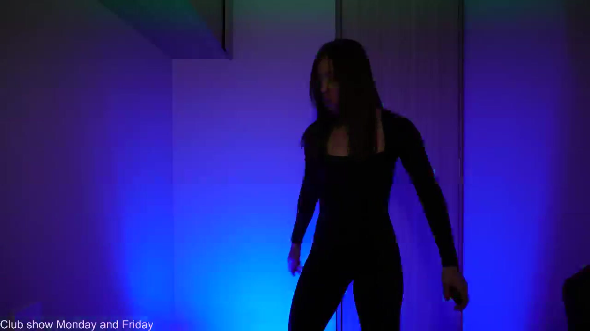 Gallery image thumbnail from Xialing's myfreecams stream on, 11/26/2025, 24:44 image 3 of 20