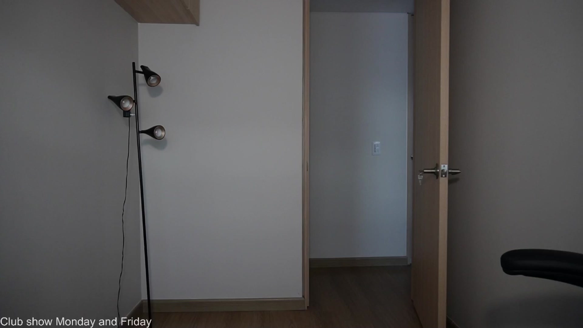 Gallery image thumbnail from Xialing's myfreecams stream on, 12/26/2025, 23:51 image 4 of 20