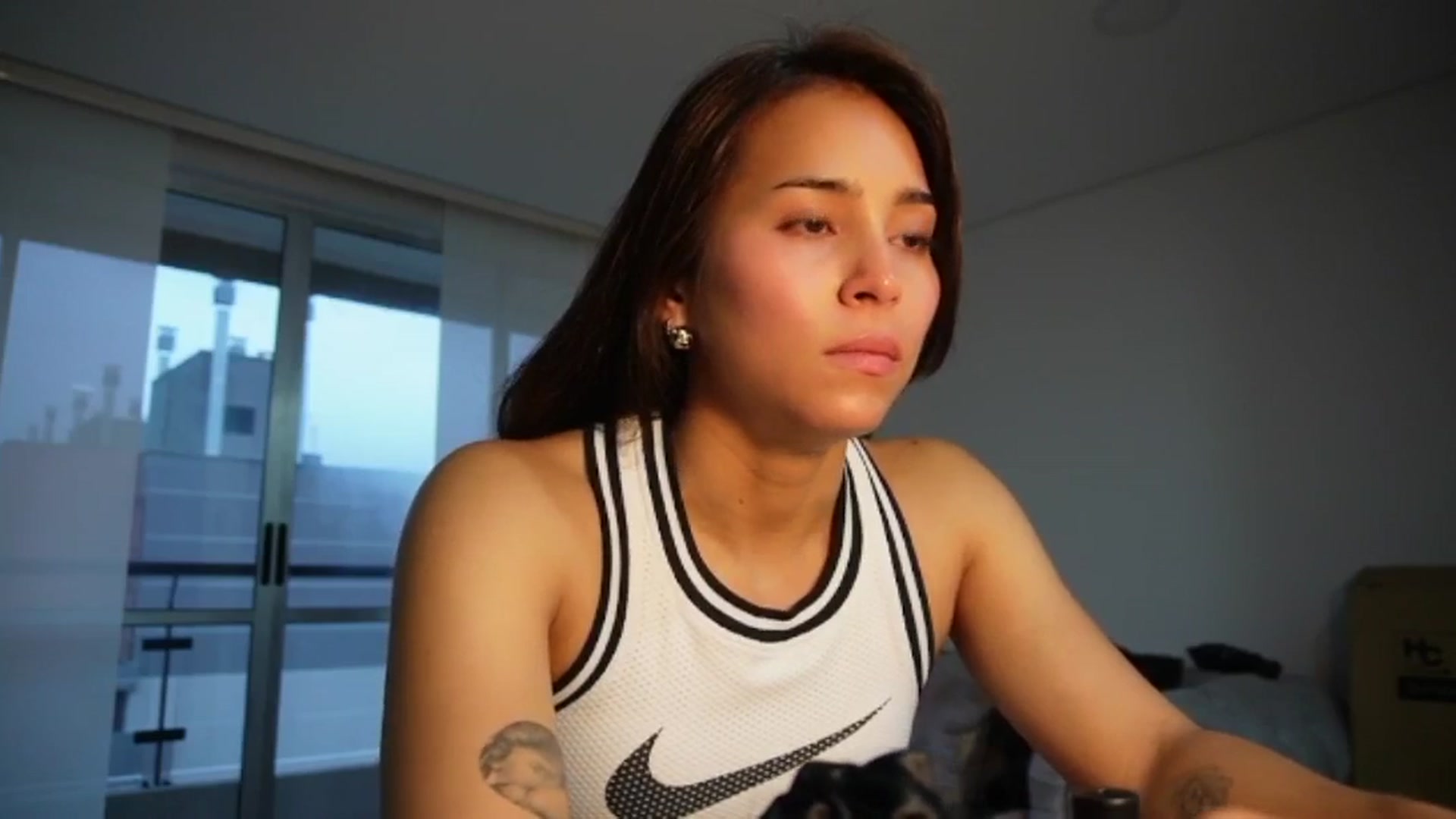 Gallery image thumbnail from Xialing's myfreecams stream on, 01/28/2026, 23:17 image 16 of 20