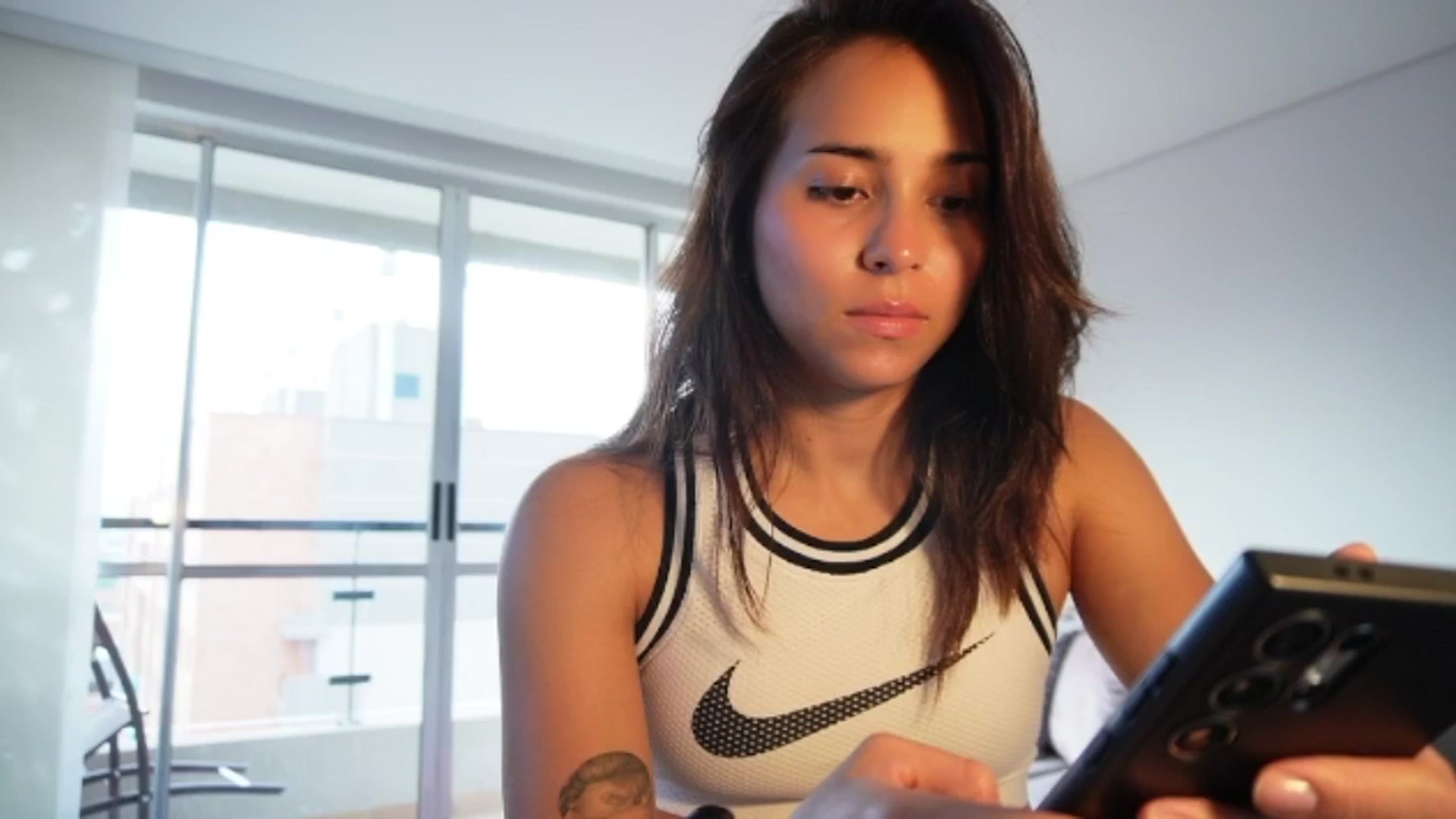 Gallery image thumbnail from Xialing's myfreecams stream on, 01/28/2026, 23:17 image 4 of 20
