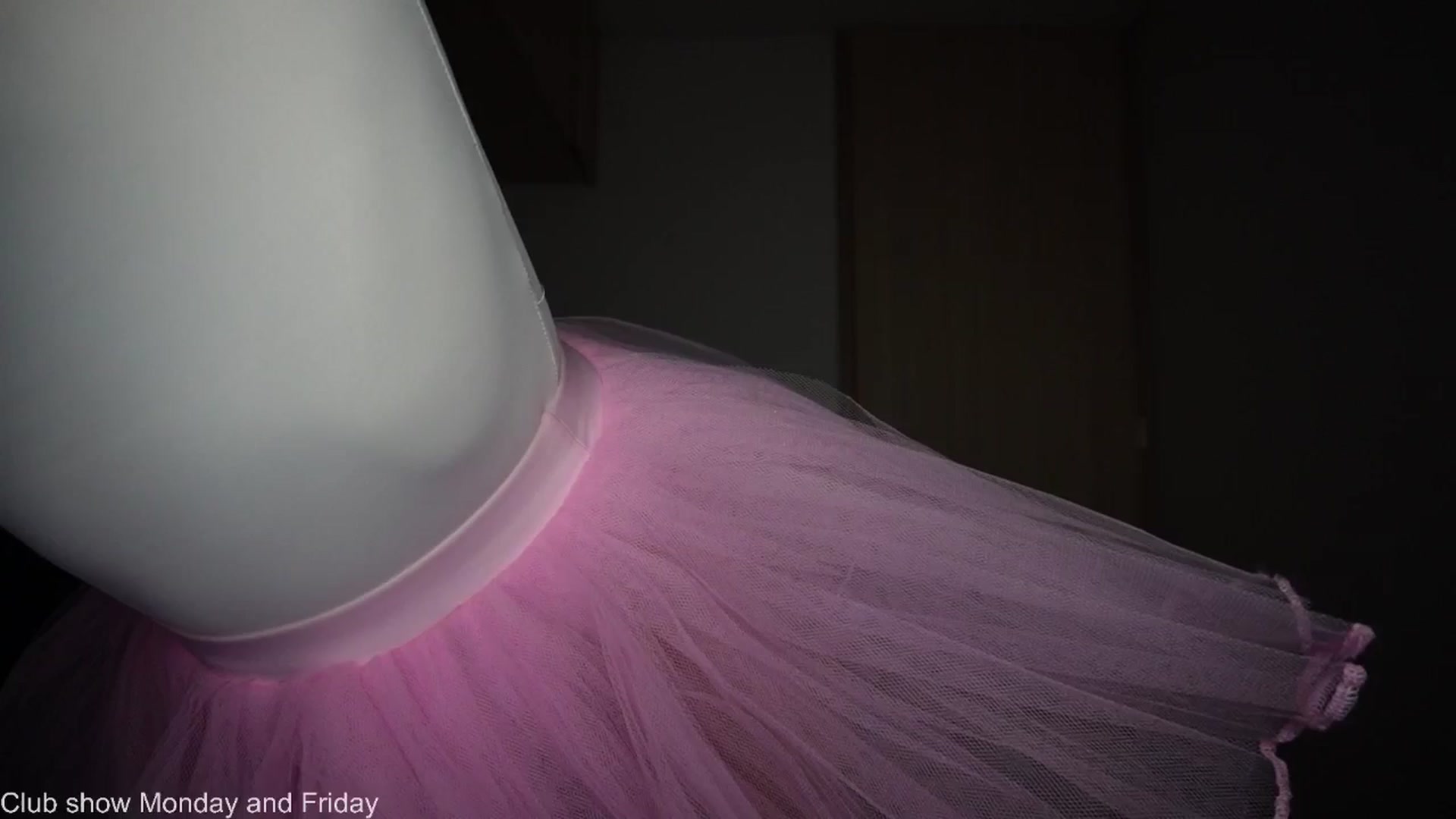 Gallery image thumbnail from Xialing's myfreecams stream on, 02/23/2026, 23:54 image 11 of 20