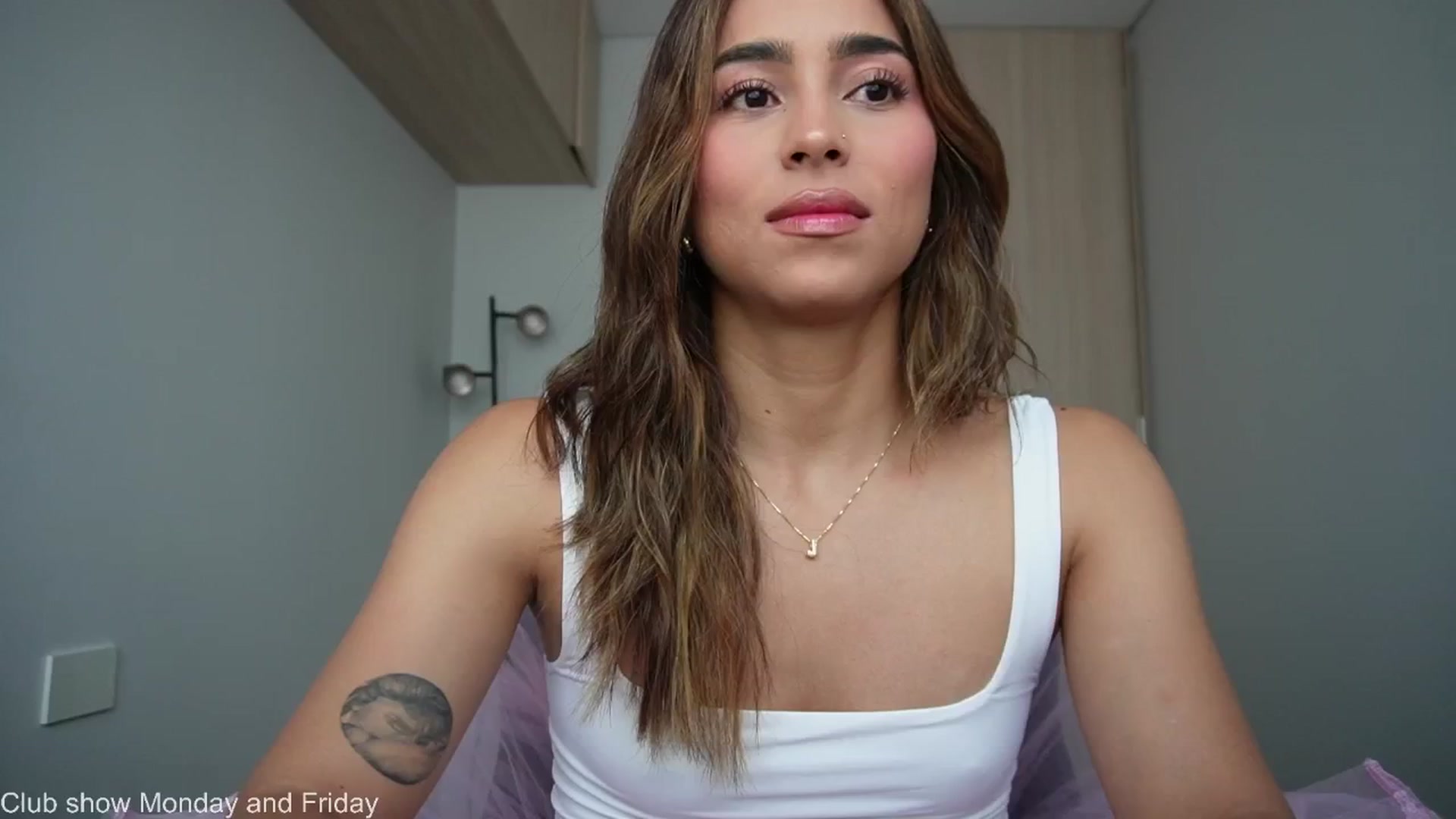 Gallery image thumbnail from Xialing's myfreecams stream on, 02/23/2026, 23:54 image 9 of 20