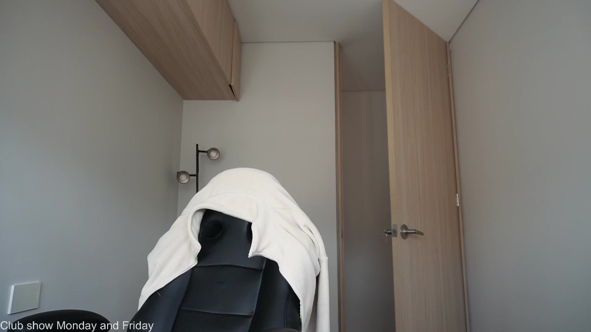 Gallery image thumbnail from Xialing's myfreecams stream on, 02/25/2026, 21:59 image 2 of 20