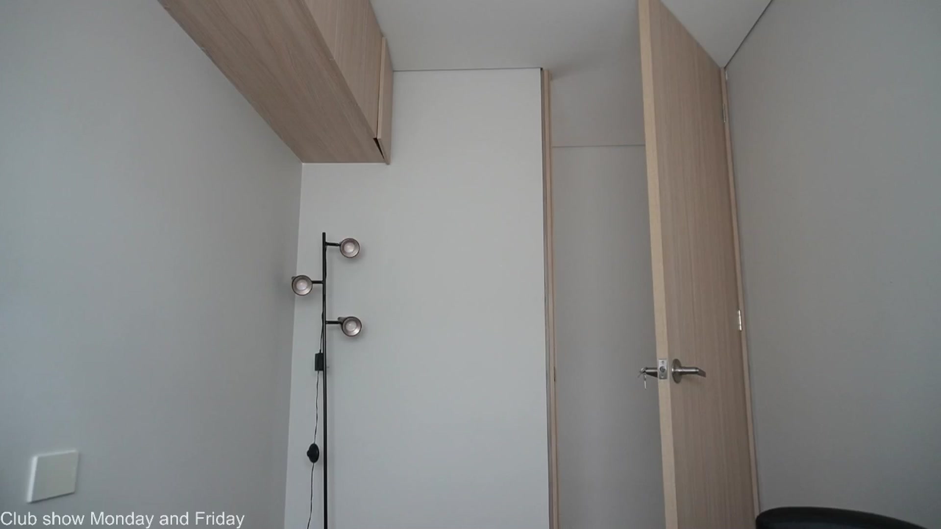 Gallery image thumbnail from Xialing's myfreecams stream on, 02/25/2026, 21:59 image 16 of 20