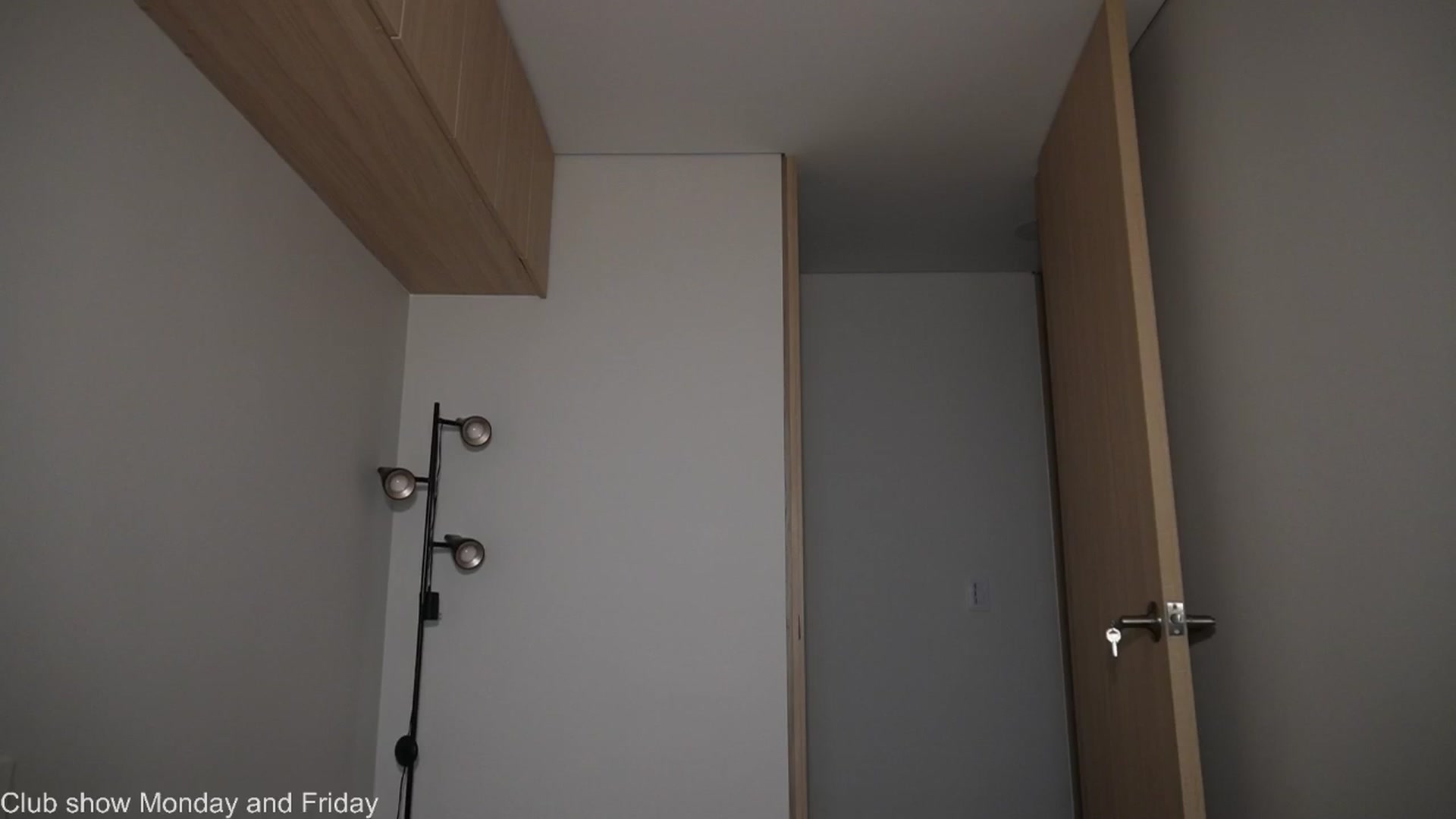 Gallery image thumbnail from Xialing's myfreecams stream on, 03/02/2026, 23:54 image 11 of 20