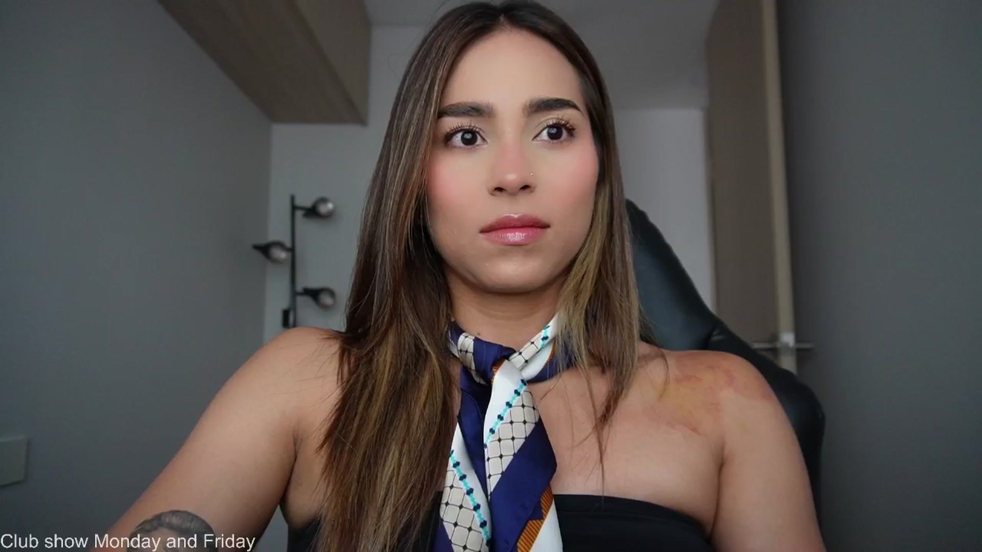 Gallery image thumbnail from Xialing's myfreecams stream on, 03/06/2026, 23:18 image 9 of 20