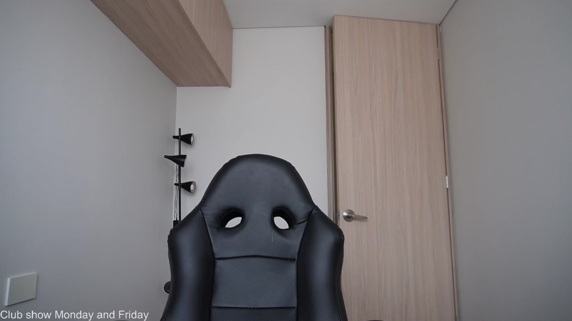 Gallery image thumbnail from Xialing's myfreecams stream on, 03/09/2026, 17:25 image 6 of 20