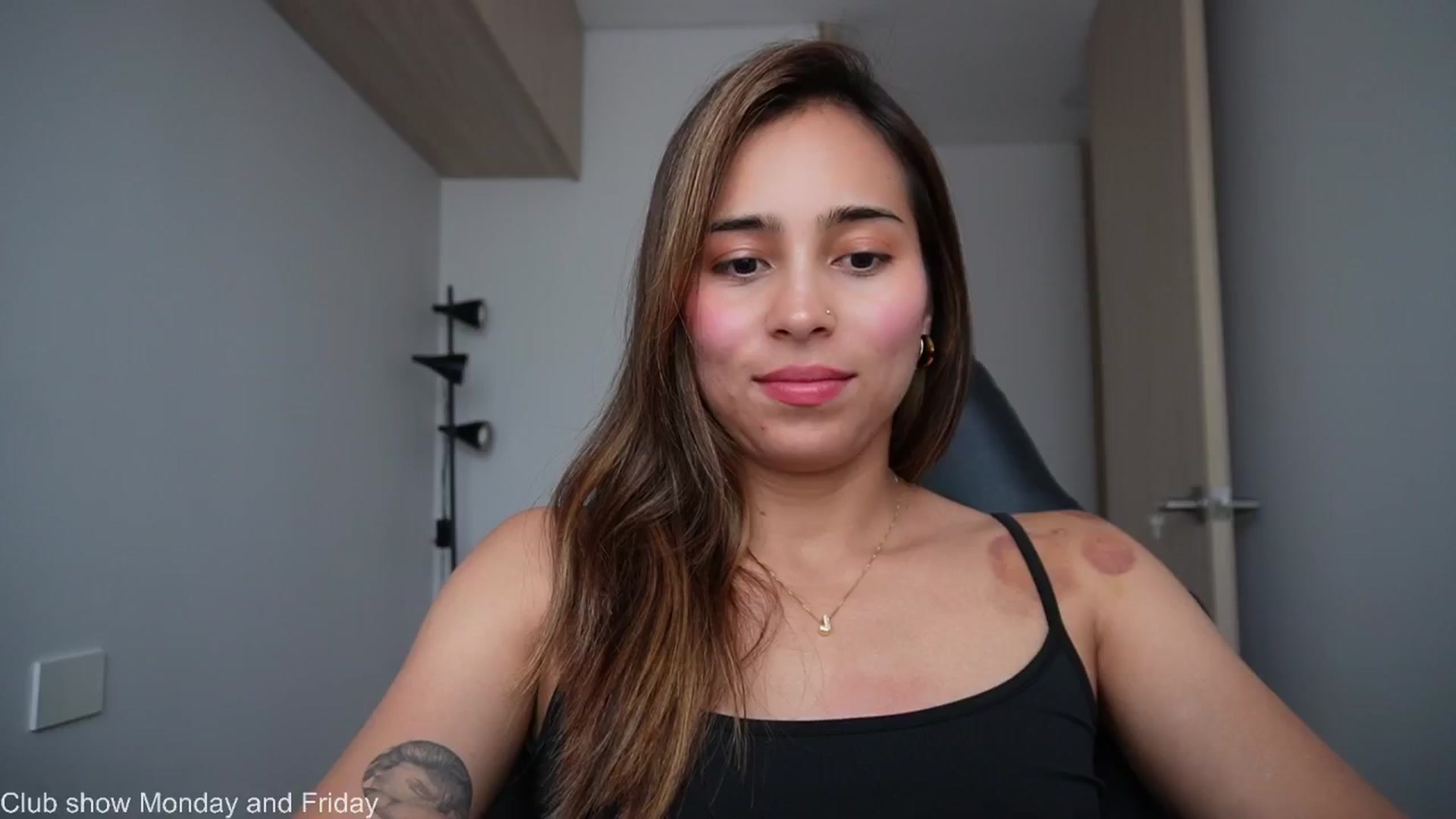 Gallery image thumbnail from Xialing's myfreecams stream on, 03/11/2026, 23:17 image 2 of 20