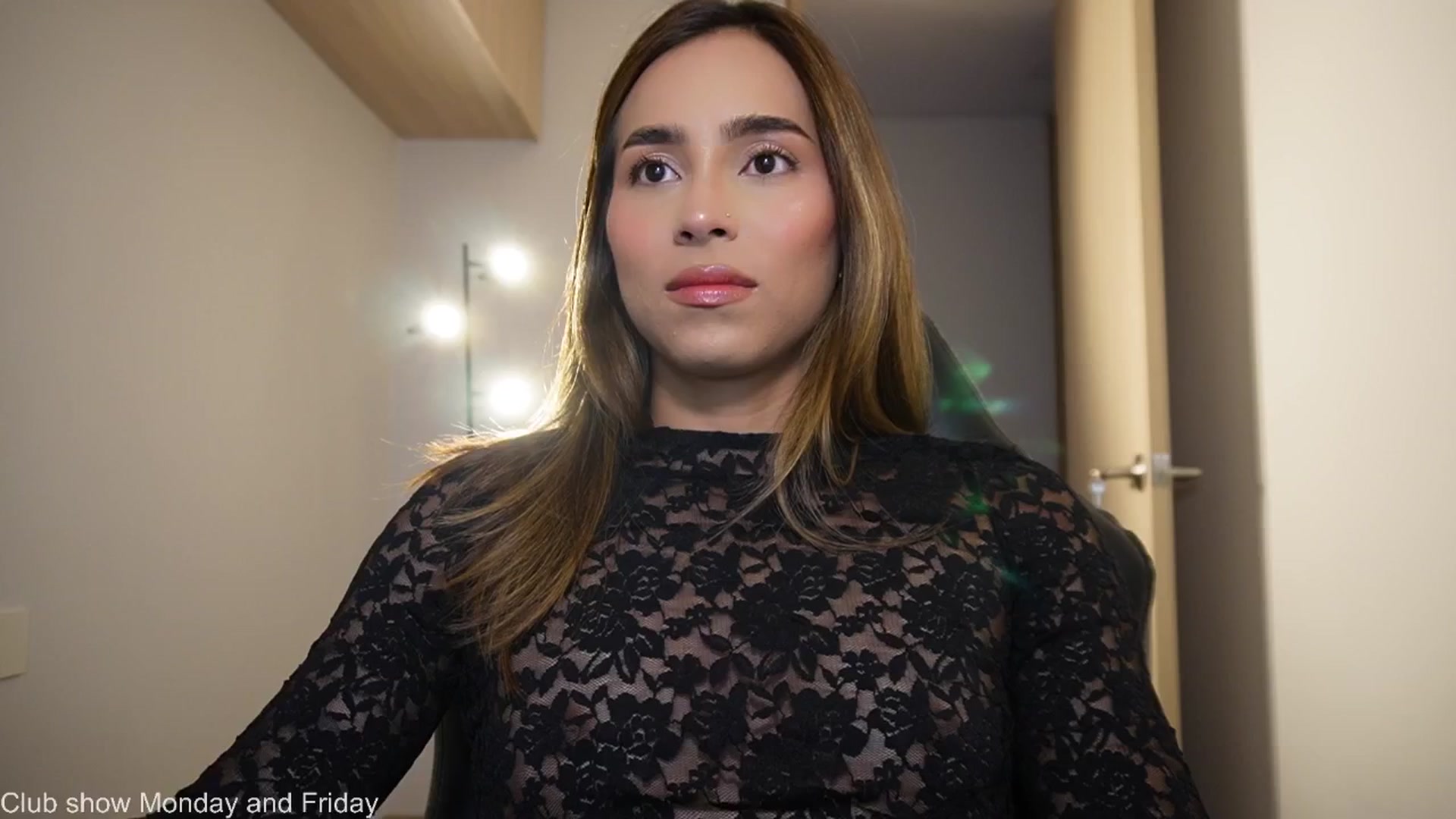 Gallery image thumbnail from Xialing's myfreecams stream on, 03/12/2026, 23:58 image 9 of 20