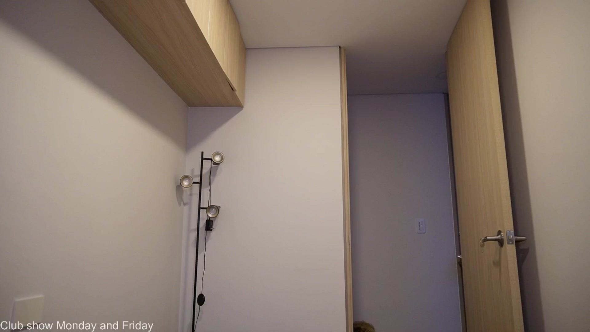 Gallery image thumbnail from Xialing's myfreecams stream on, 03/18/2026, 22:56 image 10 of 20