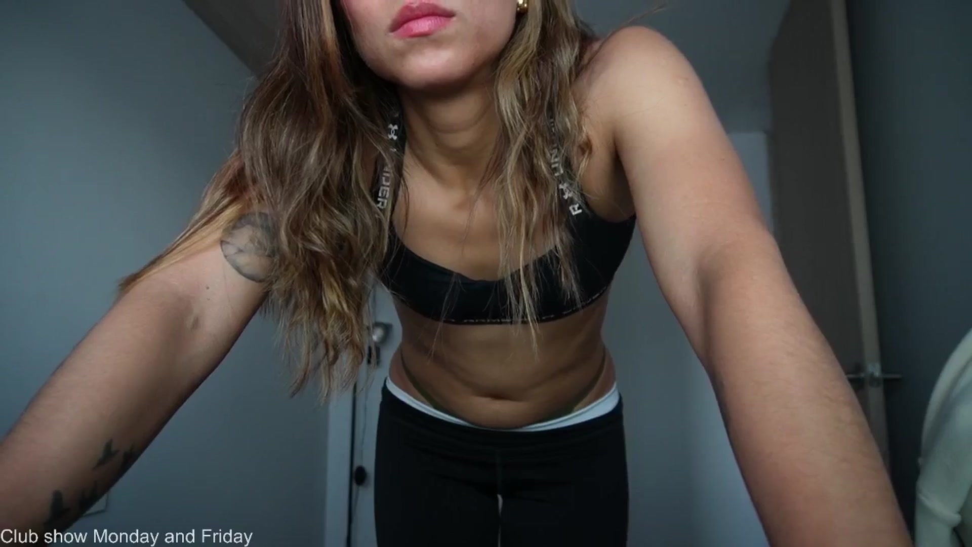 Gallery image thumbnail from Xialing's myfreecams stream on, 03/20/2026, 23:15 image 20 of 20