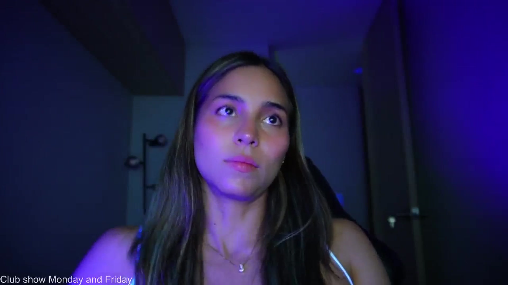 Gallery image thumbnail from Xialing's myfreecams stream on, 03/25/2026, 24:33 image 20 of 20