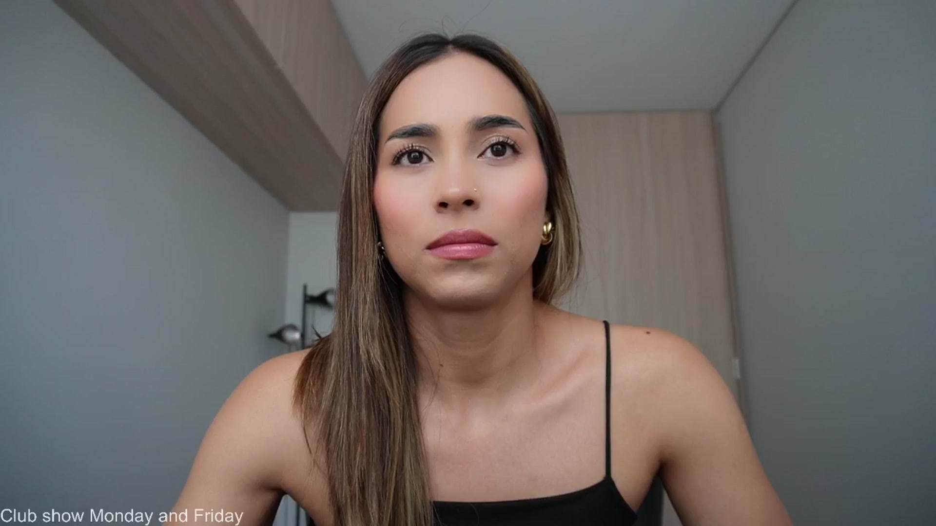 Gallery image thumbnail from Xialing's myfreecams stream on, 04/06/2026, 17:24 image 2 of 20