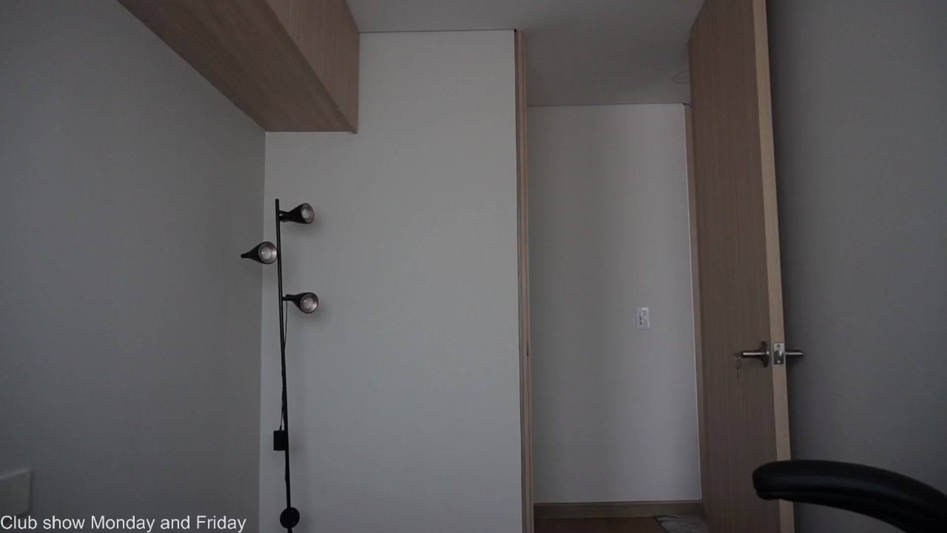 Gallery image thumbnail from Xialing's myfreecams stream on, 04/14/2026, 23:16 image 1 of 20