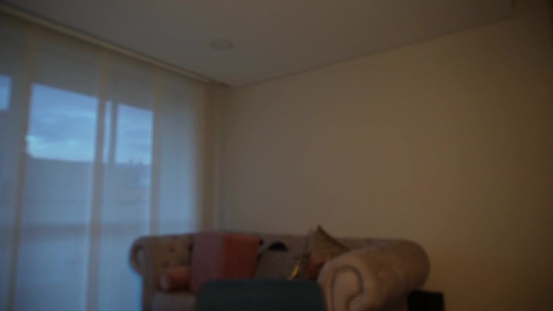 Gallery image thumbnail from Xialing's myfreecams stream on, 04/15/2026, 23:26 image 17 of 20