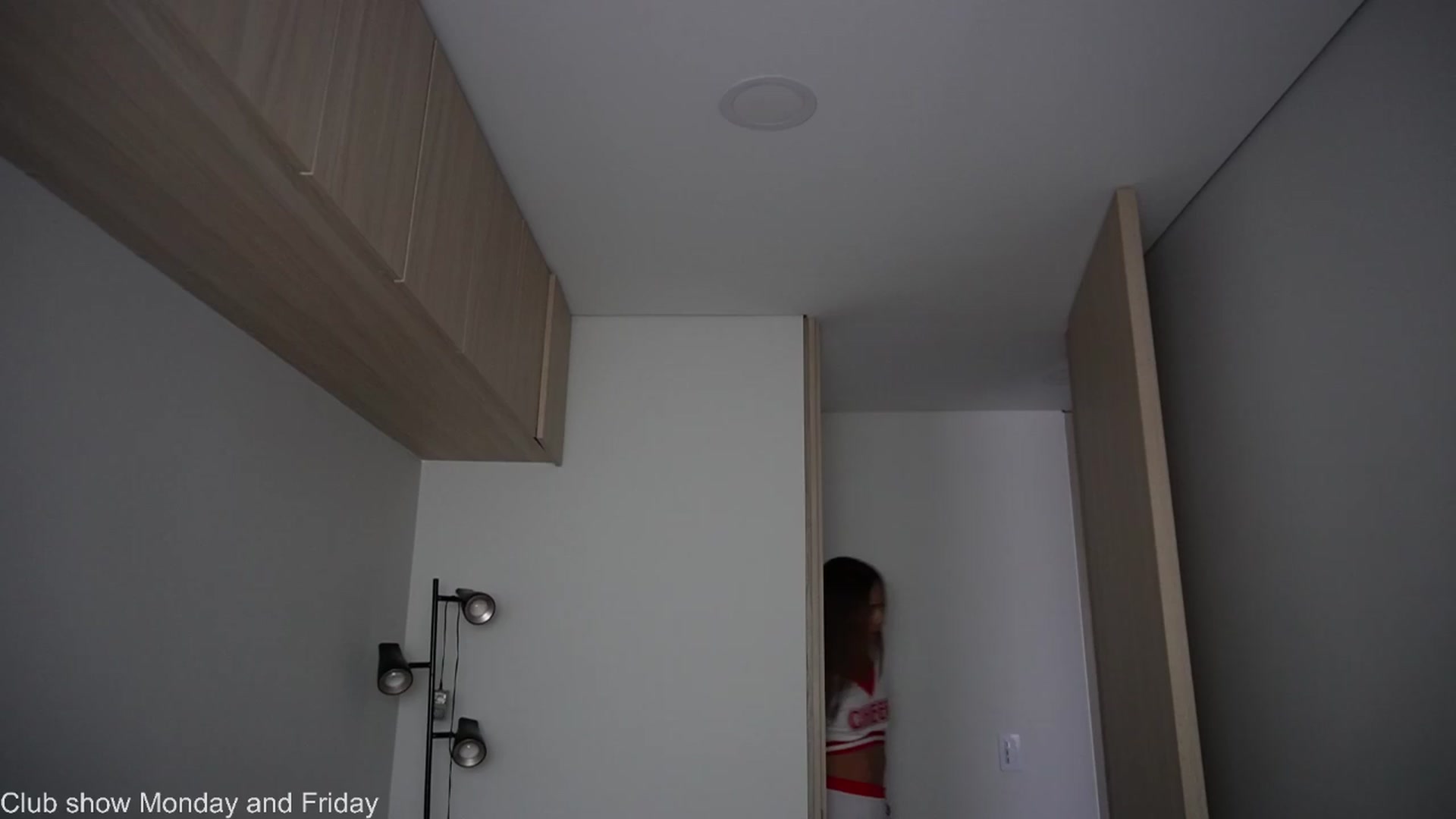 Gallery image thumbnail from Xialing's myfreecams stream on, 05/26/2026, 23:17 image 2 of 20