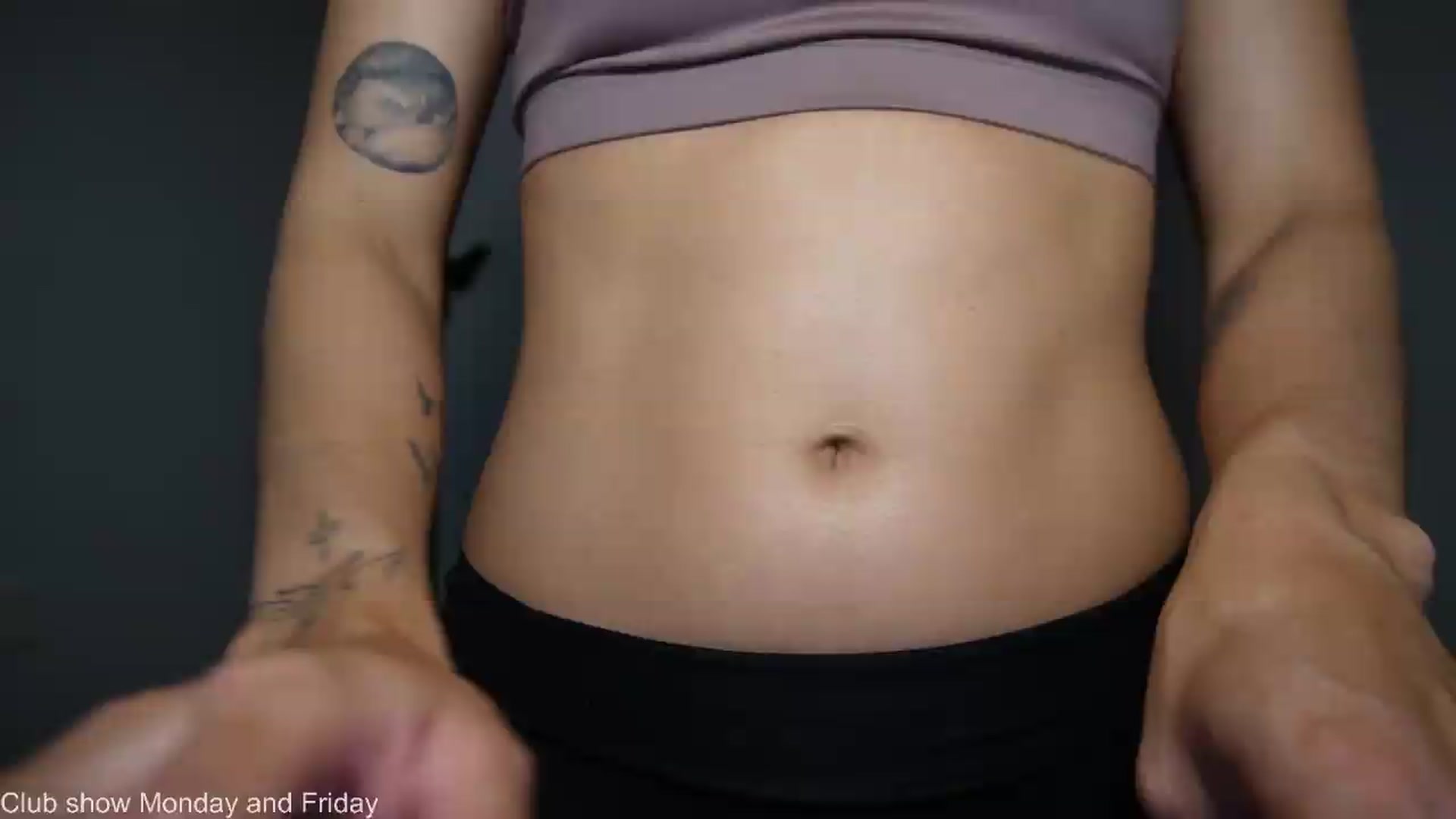 Gallery image thumbnail from Xialing's myfreecams stream on, 06/02/2026, 24:02 image 15 of 20