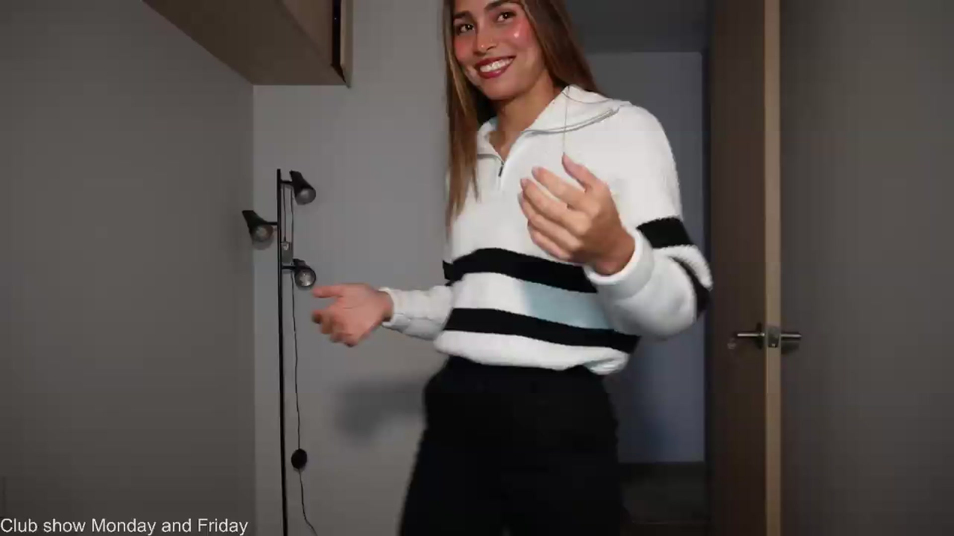 Gallery image thumbnail from Xialing's myfreecams stream on, 06/03/2026, 23:05 image 20 of 20