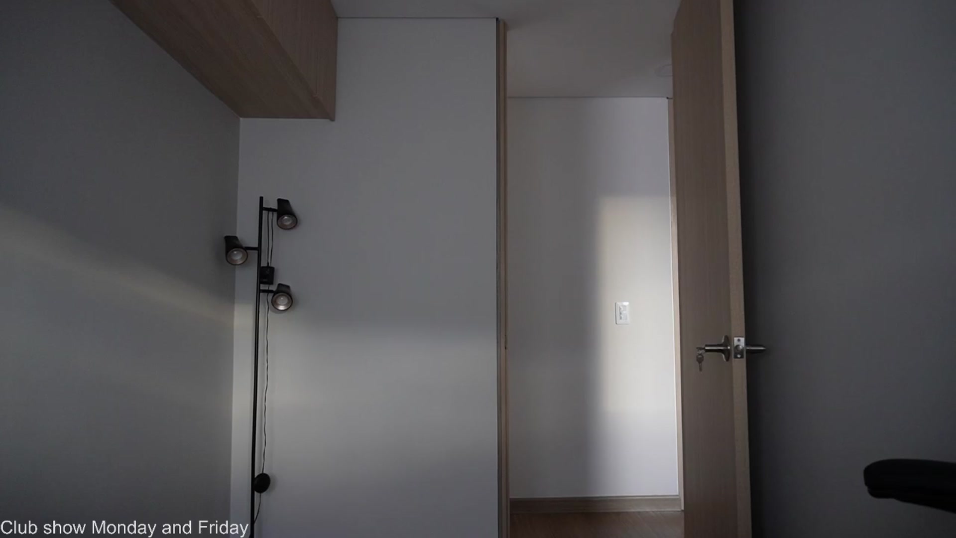 Gallery image thumbnail from Xialing's myfreecams stream on, 06/10/2026, 23:19 image 8 of 20