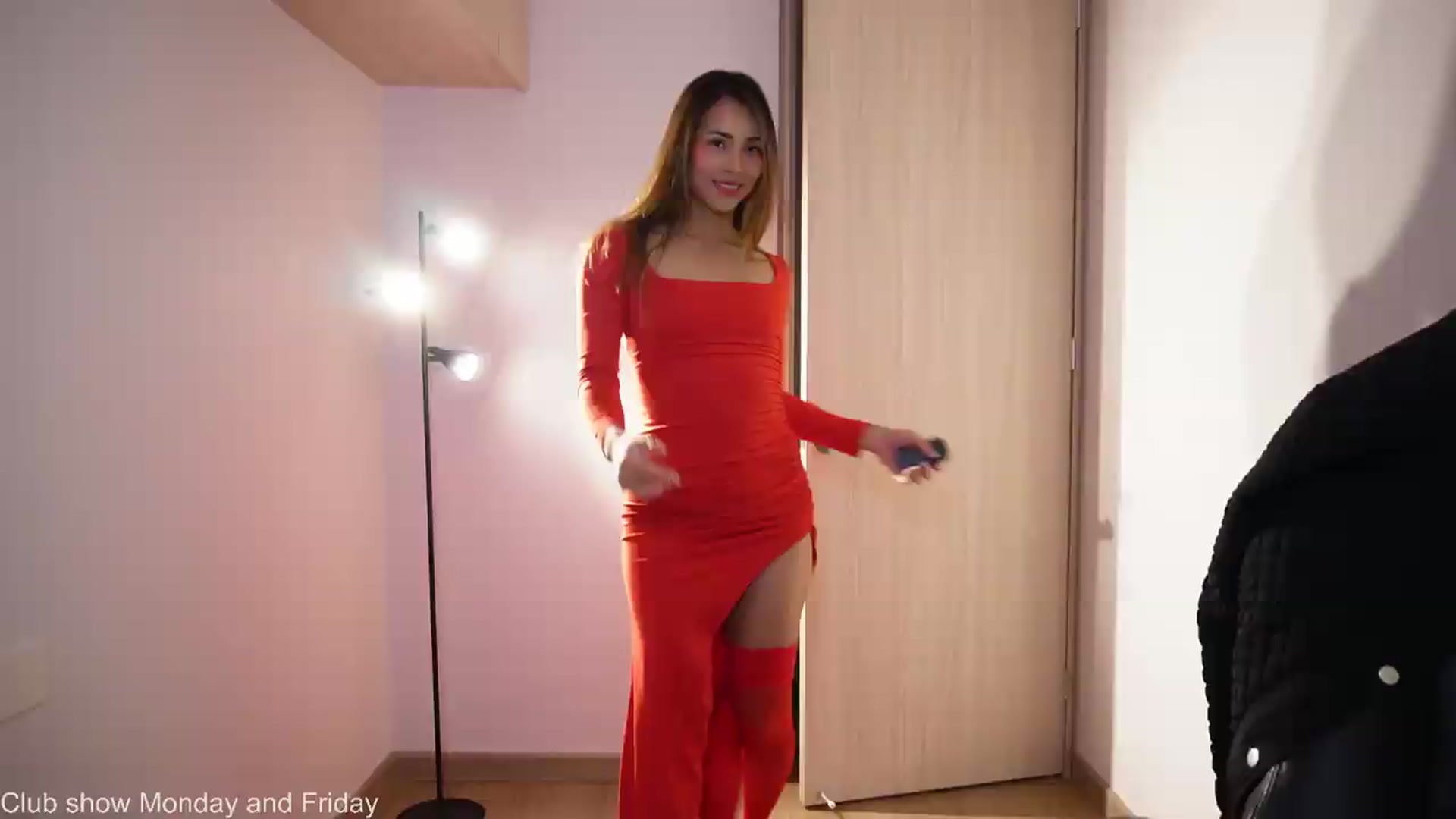 Gallery image thumbnail from Xialing's myfreecams stream on, 06/22/2026, 23:59 image 12 of 20
