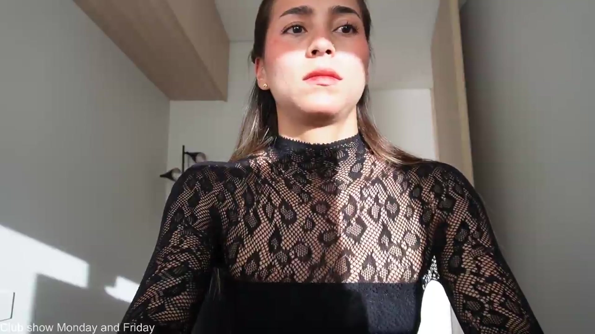 Gallery image thumbnail from Xialing's myfreecams stream on, 06/24/2026, 22:15 image 14 of 20