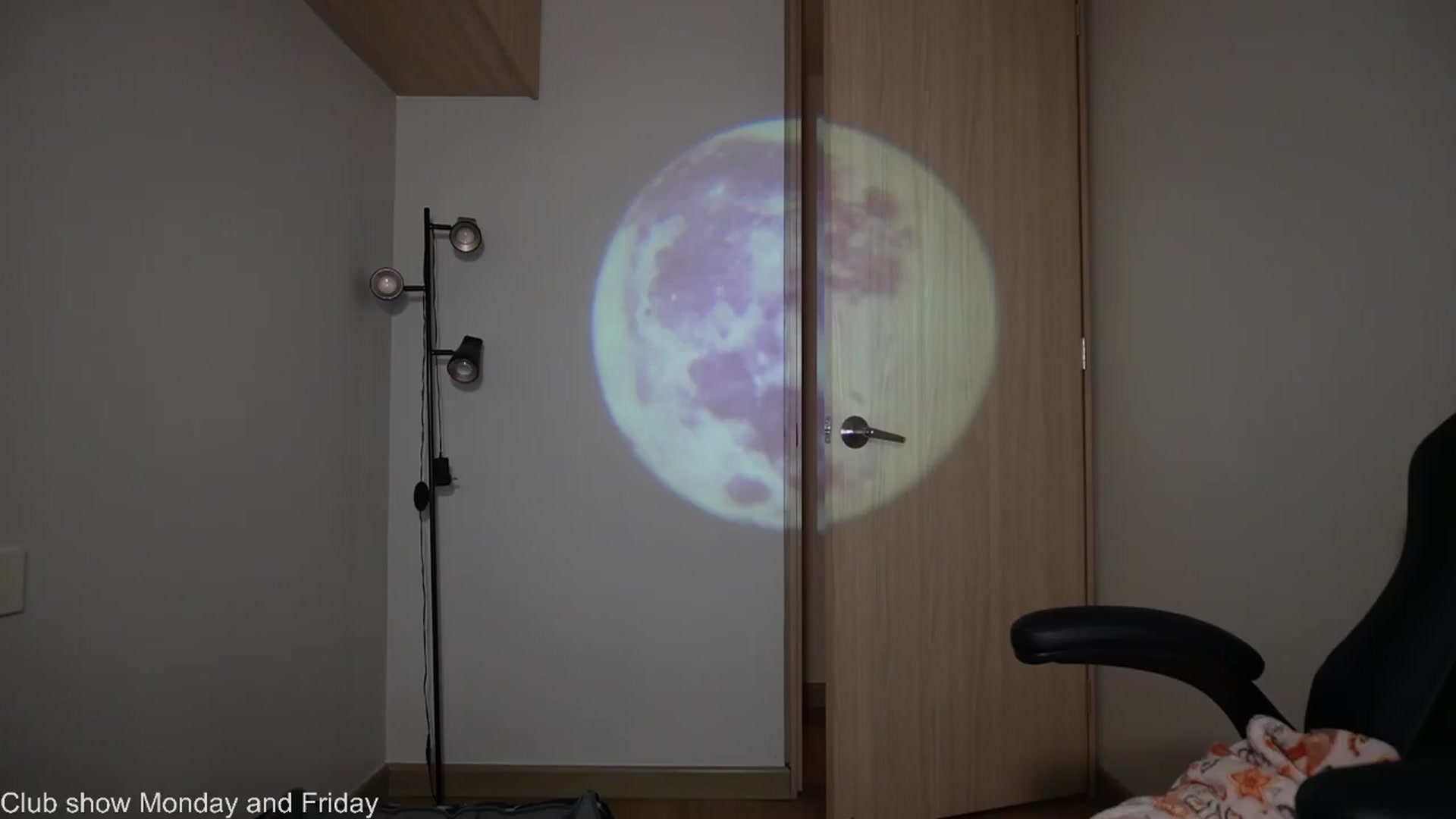 Gallery image thumbnail from Xialing's myfreecams stream on, 07/10/2026, 23:48 image 18 of 20