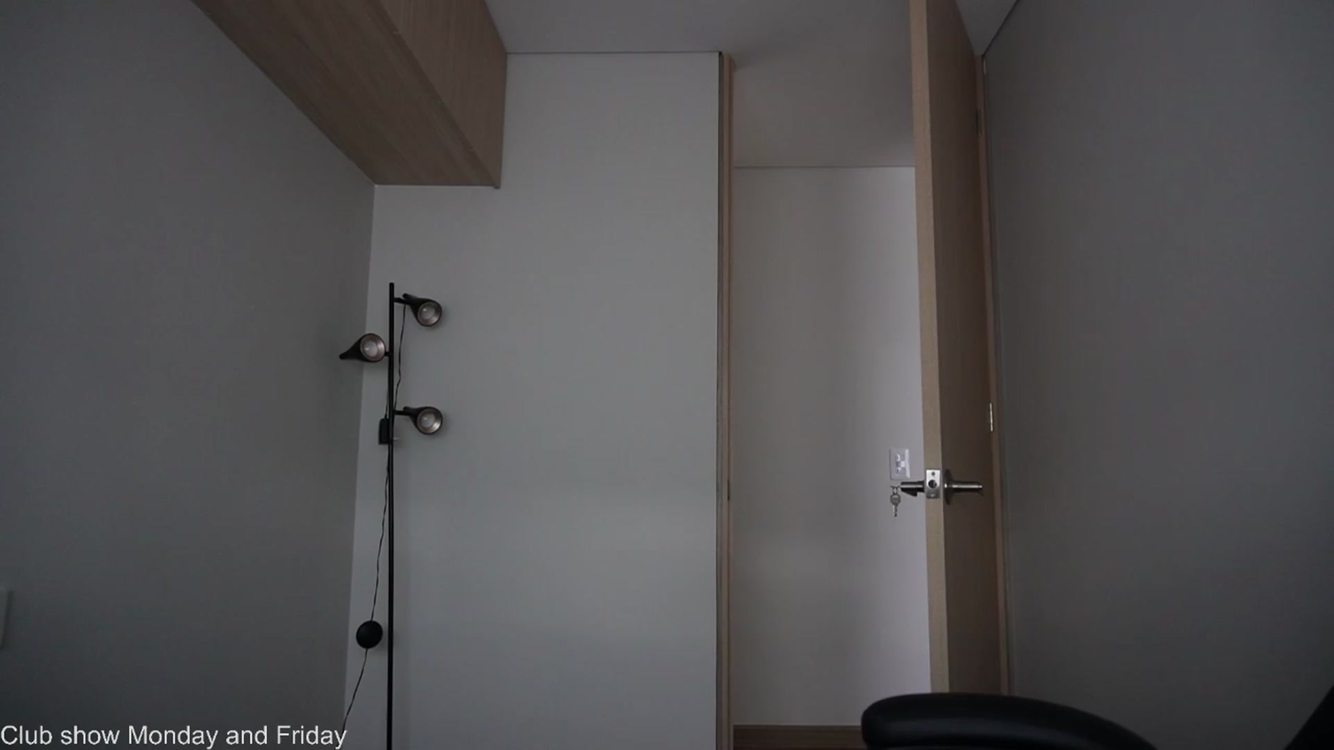 Gallery image thumbnail from Xialing's myfreecams stream on, 07/16/2026, 23:50 image 4 of 20