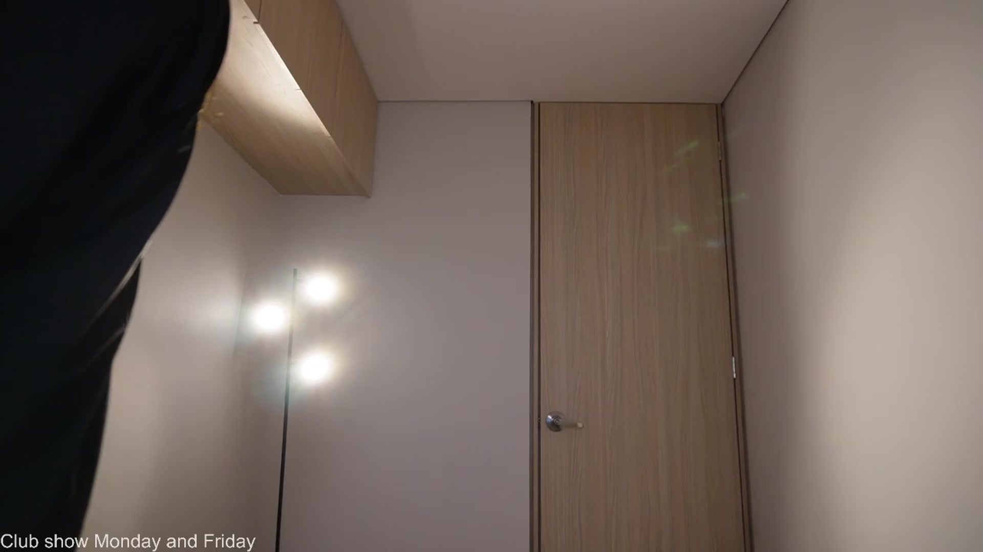 Gallery image thumbnail from Xialing's myfreecams stream on, 07/17/2026, 23:52 image 19 of 20