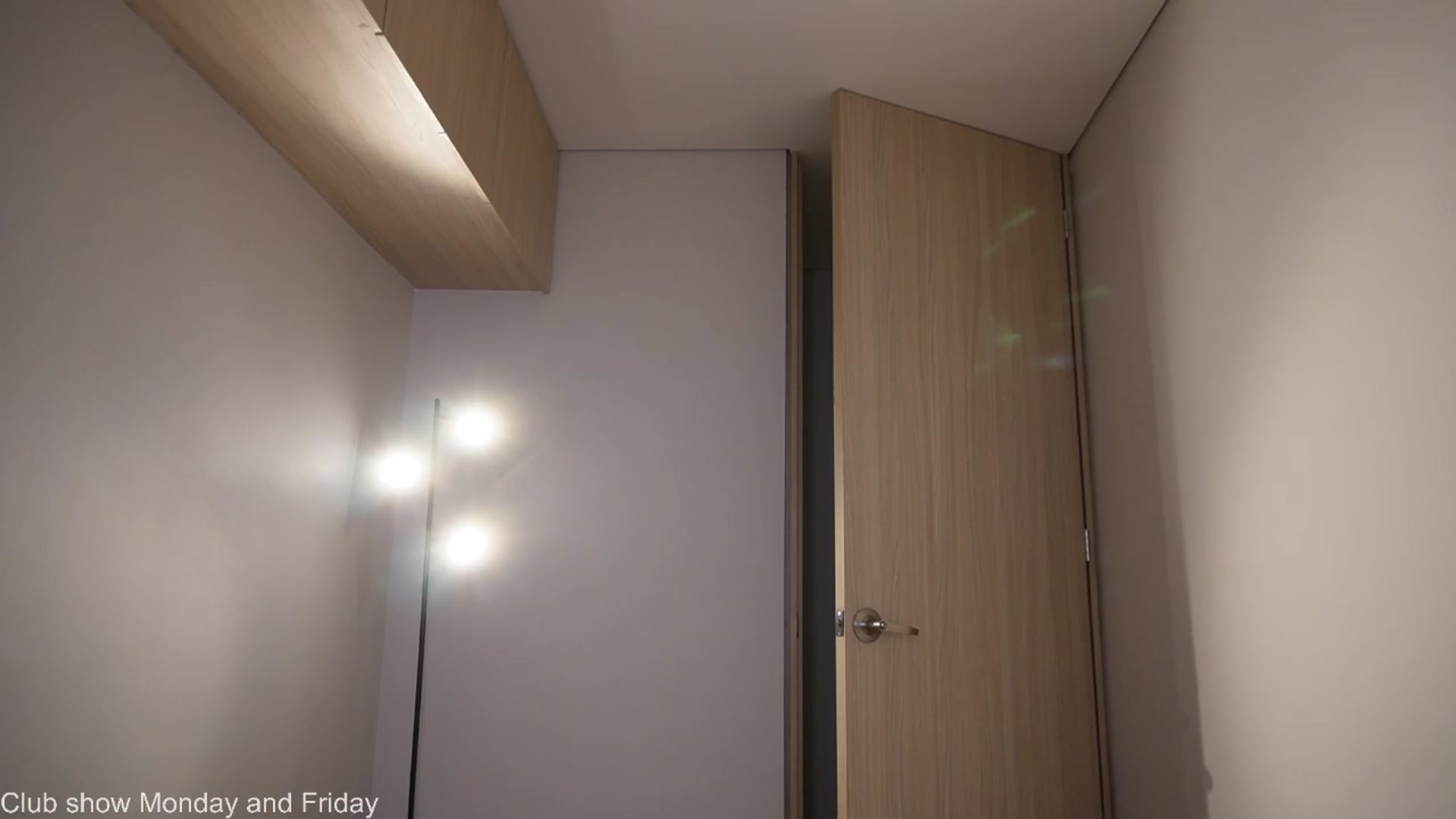 Gallery image thumbnail from Xialing's myfreecams stream on, 07/17/2026, 23:52 image 18 of 20