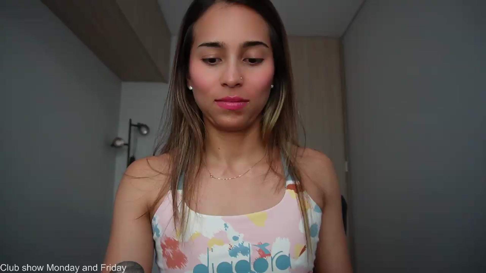 Gallery image thumbnail from Xialing's myfreecams stream on, 07/22/2026, 23:12 image 13 of 20