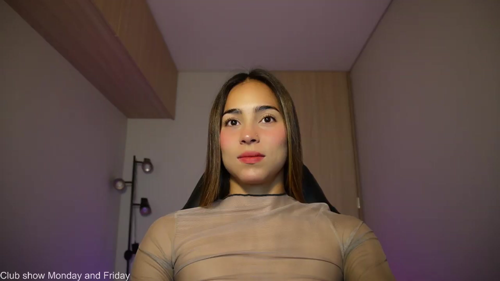 Gallery image thumbnail from Xialing's myfreecams stream on, 08/22/2026, 24:00 image 8 of 20