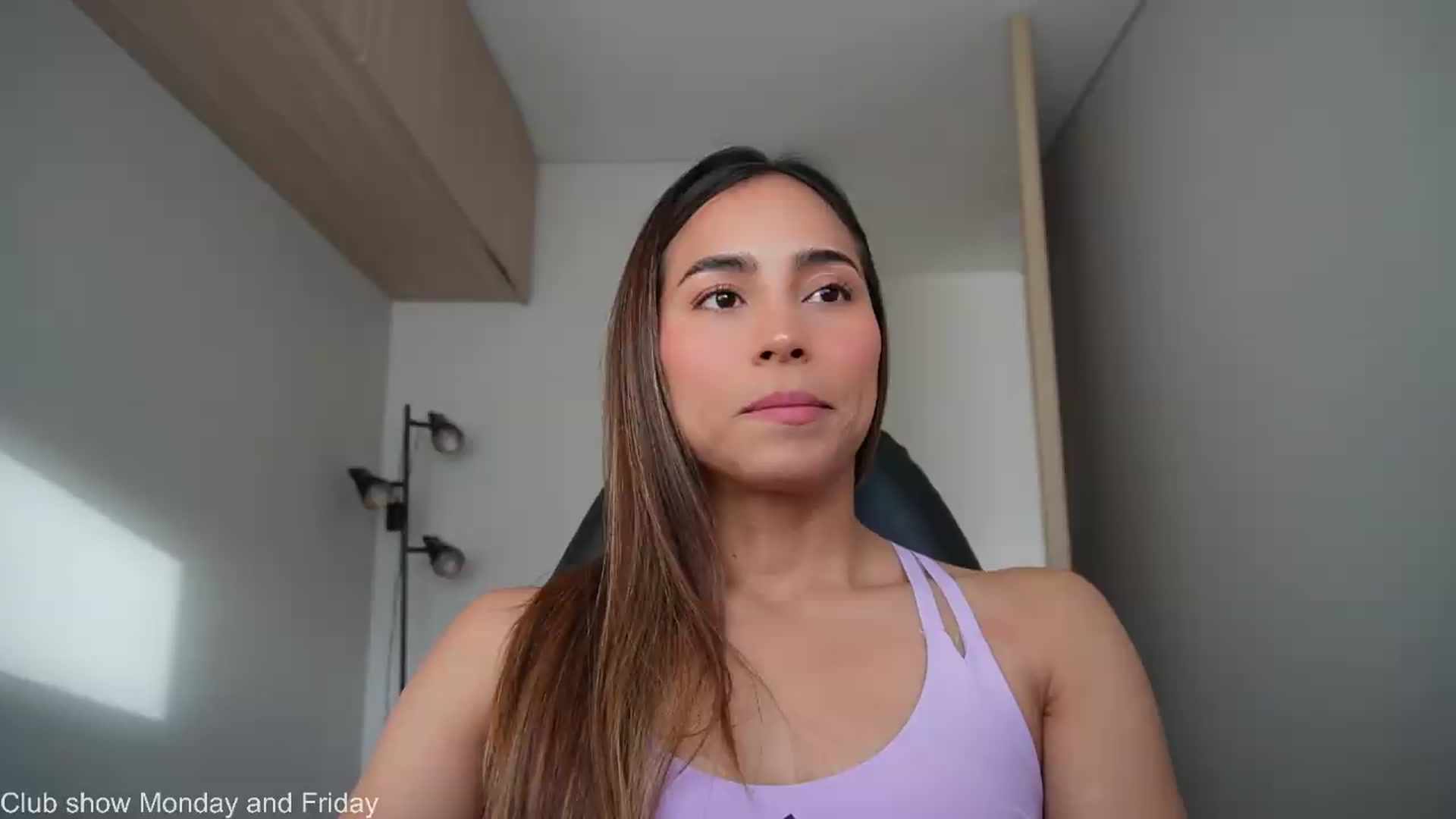 Gallery image thumbnail from Xialing's myfreecams stream on, 08/27/2026, 24:01 image 1 of 20