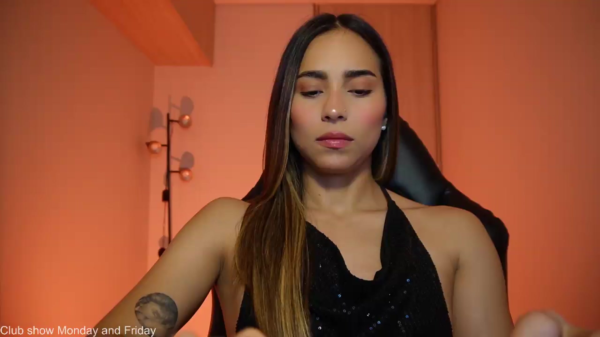 Gallery image thumbnail from Xialing's myfreecams stream on, 09/02/2026, 05:22 image 16 of 20