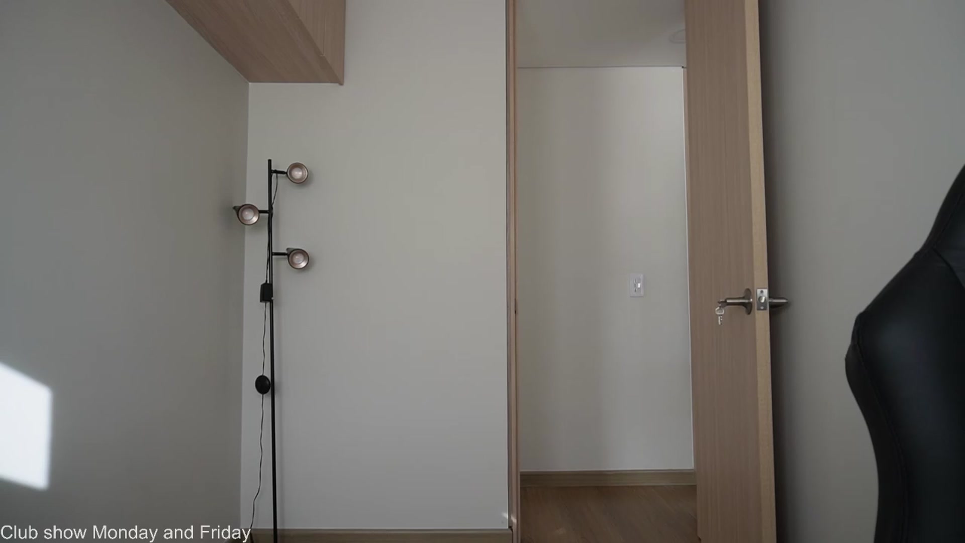 Gallery image thumbnail from Xialing's myfreecams stream on, 09/02/2026, 23:44 image 2 of 20