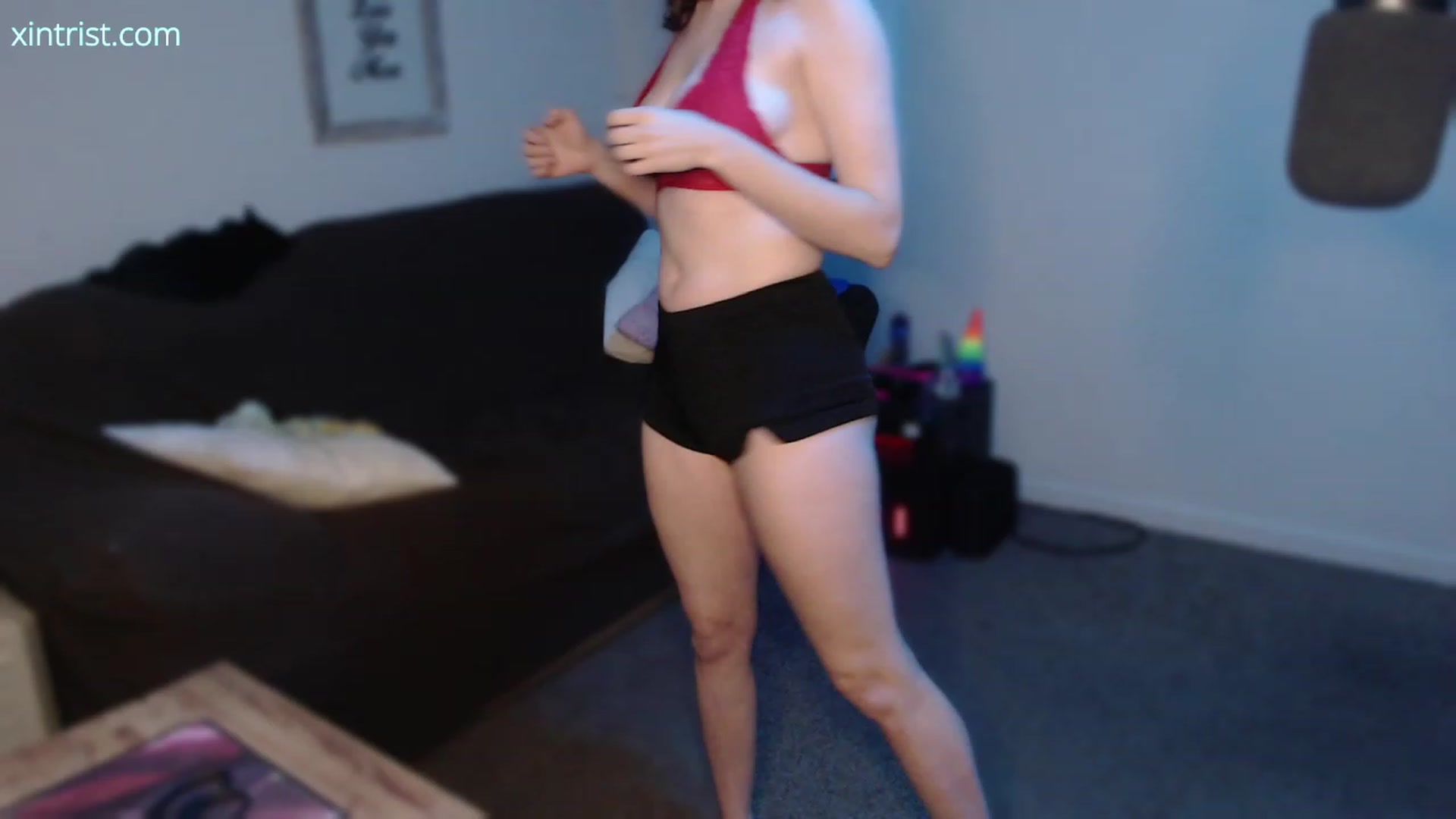 Gallery image thumbnail from Xintrist's myfreecams stream on, 07/25/2023, 03:01 image 16 of 20